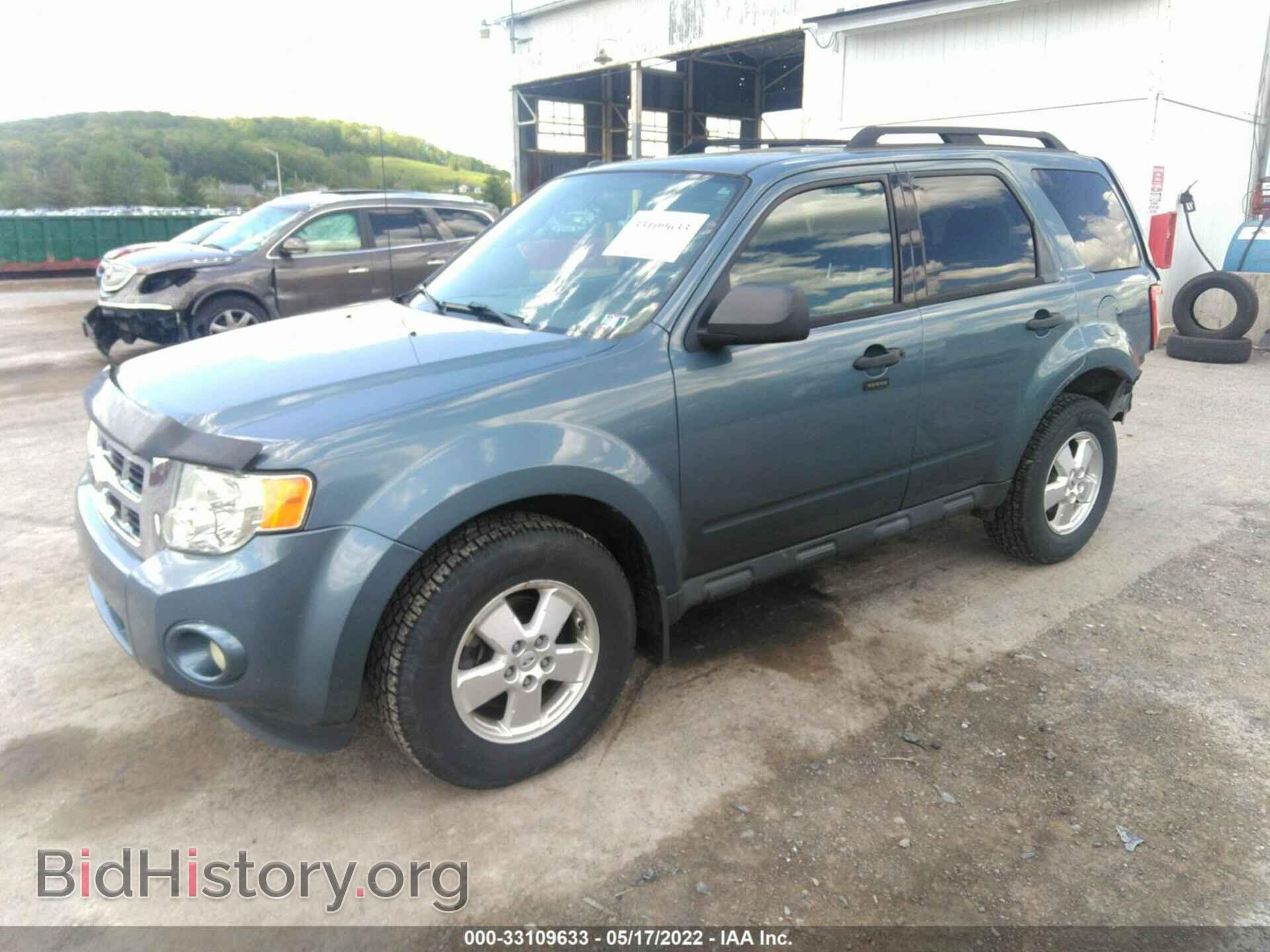 2011 FORD ESCAPE - VIN: 1FMCU9DG3BKC35993 - Фото 2