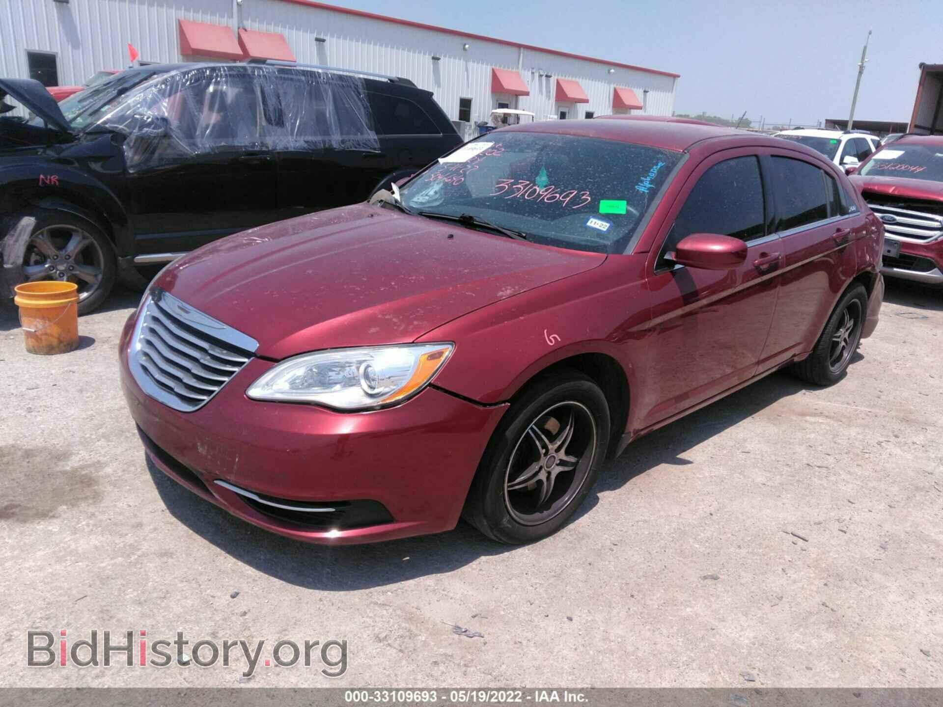 2014 CHRYSLER 200 - VIN: 1C3CCBABXEN207851 - Фото 2