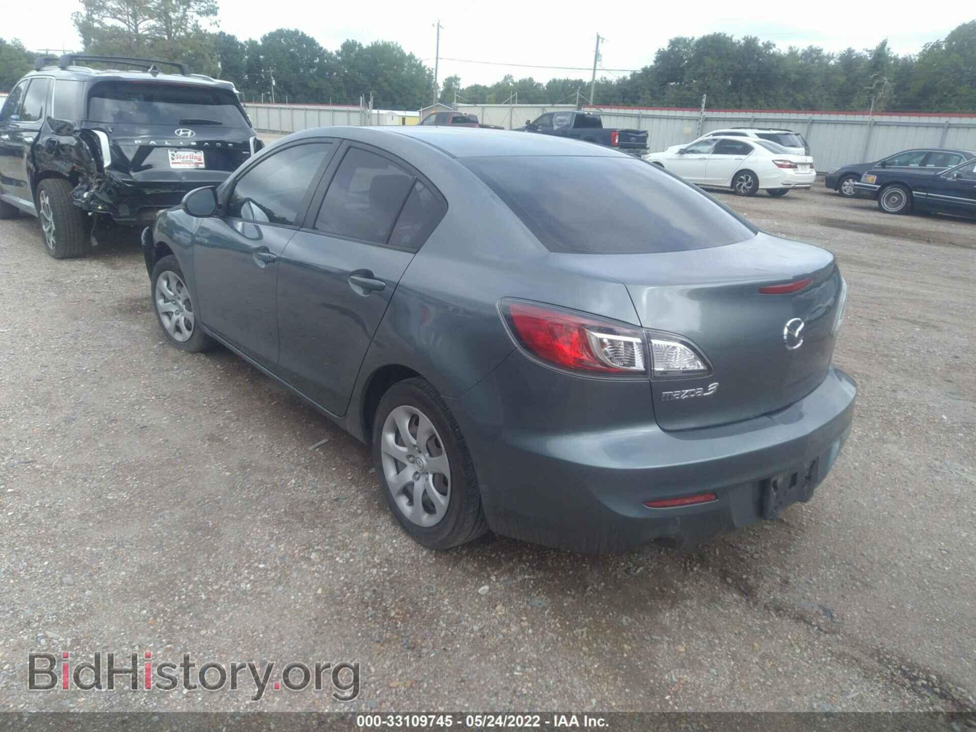 2013 MAZDA MAZDA3 - VIN: JM1BL1TF1D1811876 - Фото 3