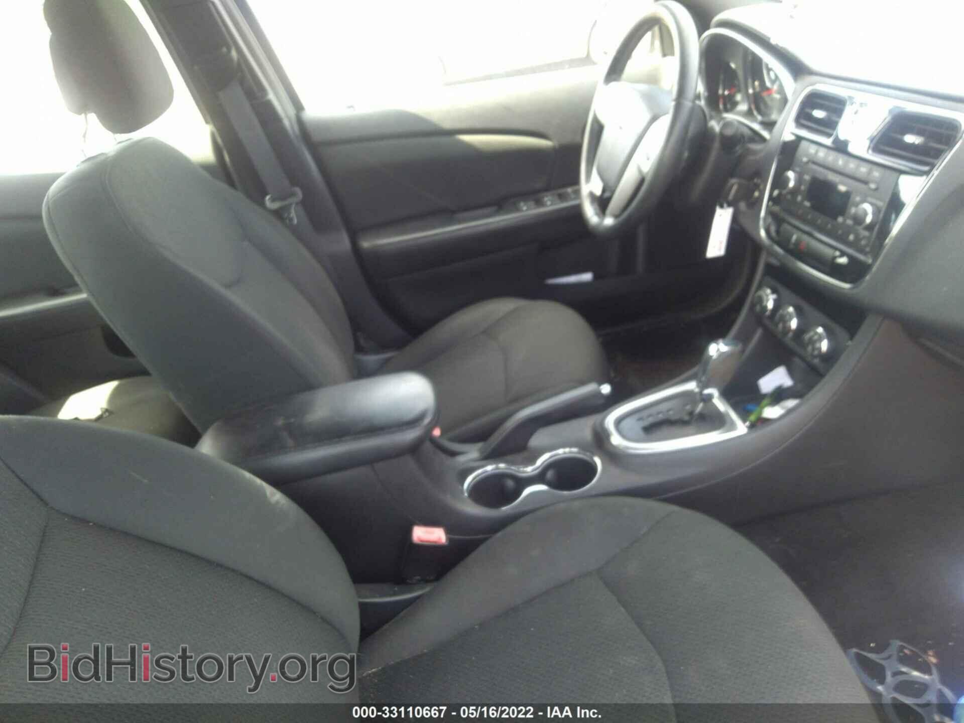 2011 CHRYSLER 200 - VIN: 1C3BC1FB7BN612768 - Фото 5