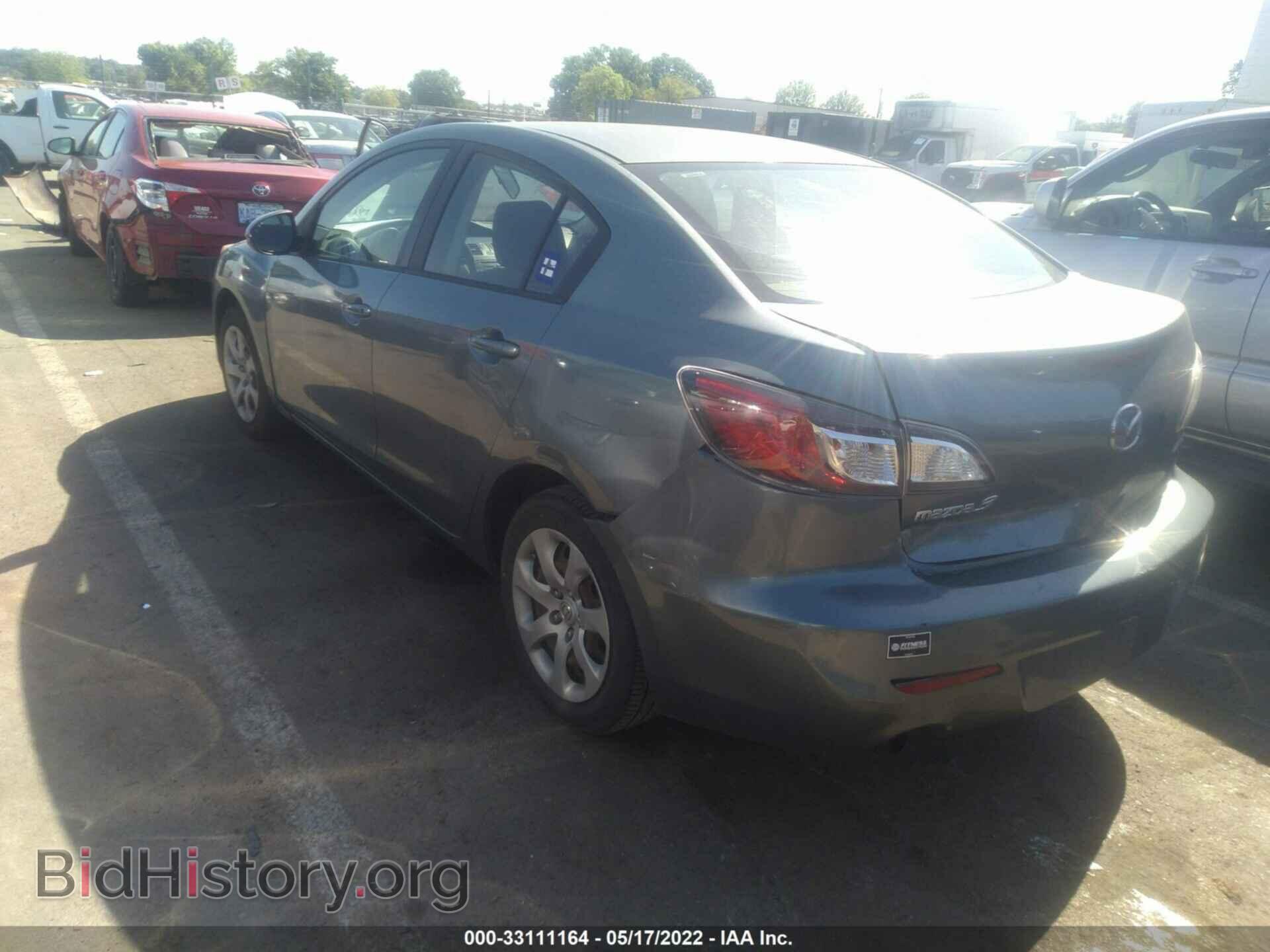 2013 MAZDA MAZDA3 - VIN: JM1BL1U72D1767877 - Фото 3