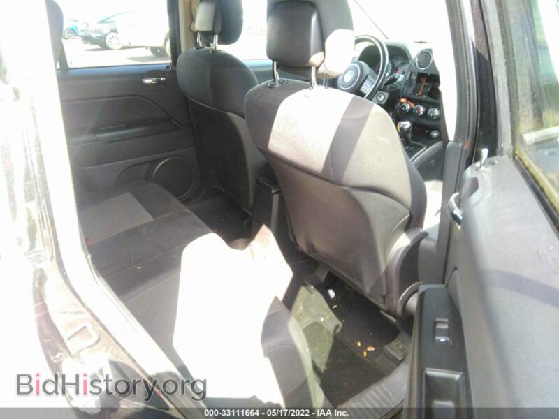 2011 Jeep COMPASS (VIN 1J4NF1FBXBD188194) — photo 8 of 11