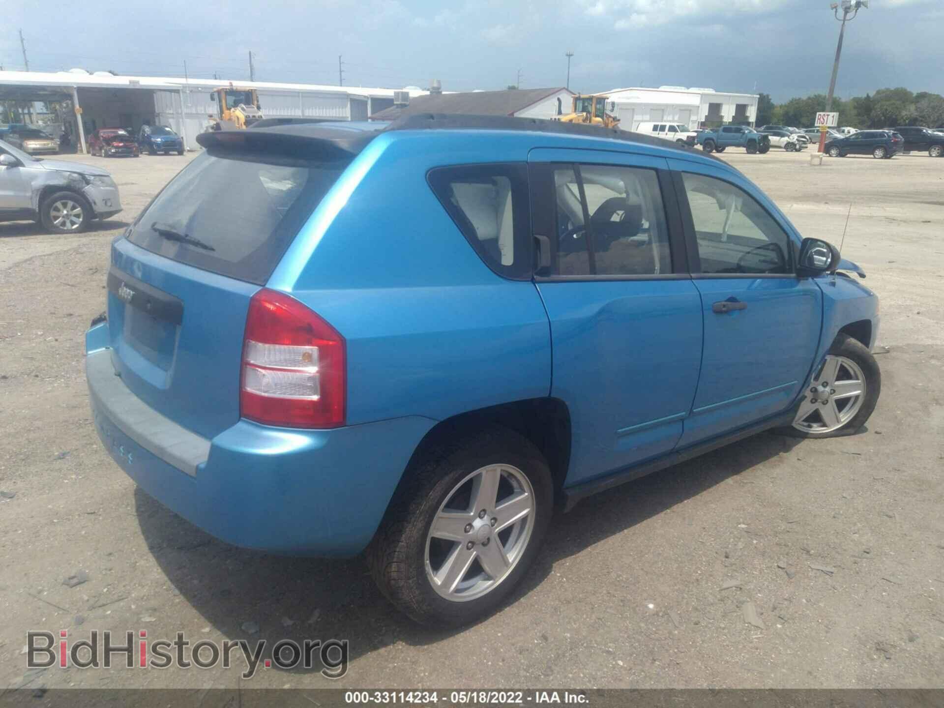 2008 JEEP COMPASS - VIN: 1J8FT47W58D706784 - Фото 4