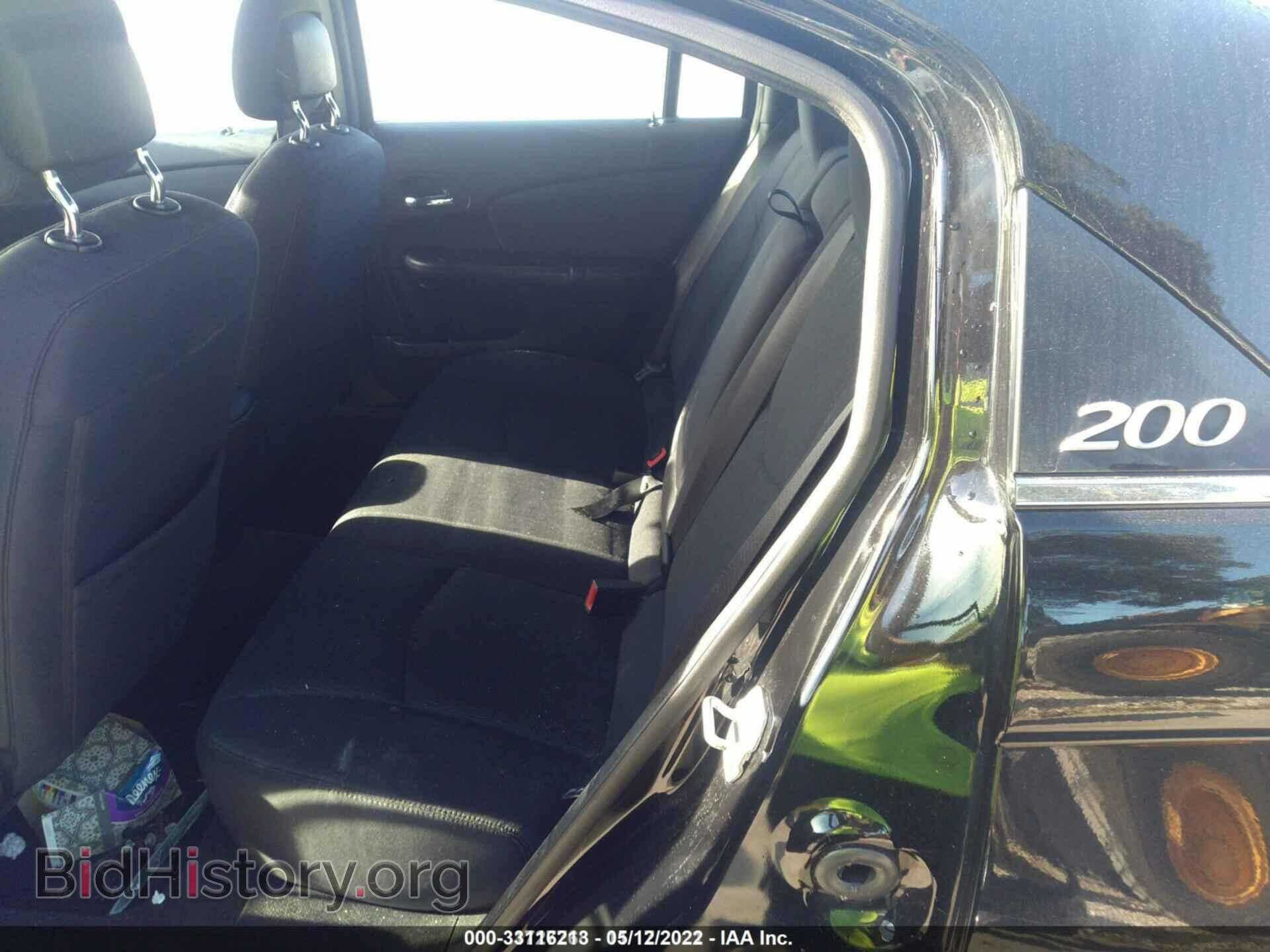 2012 CHRYSLER 200 - VIN: 1C3CCBAB8CN320193 - Фото 8