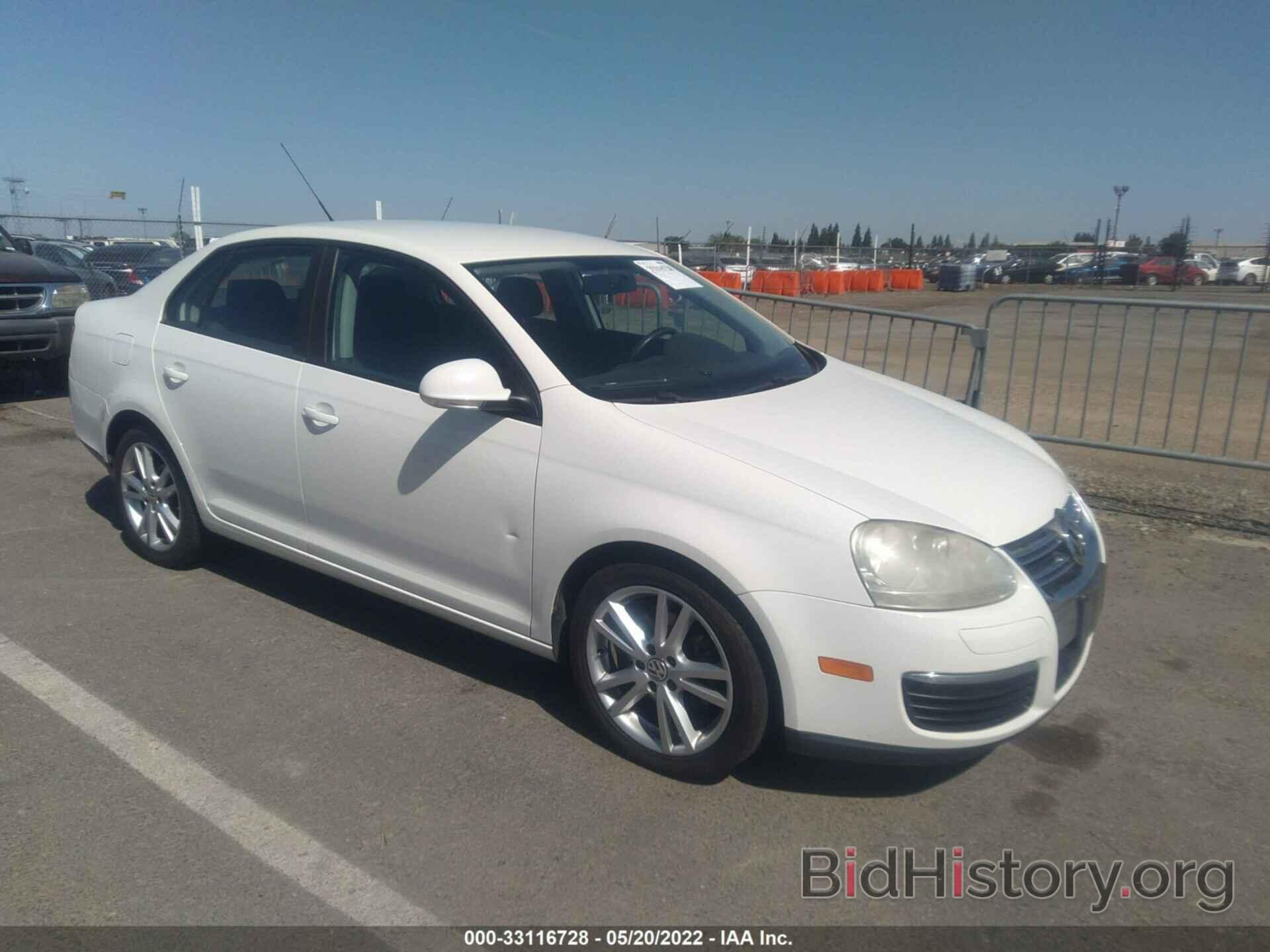 Фотография 3VWJZ71K38M105351 - VOLKSWAGEN JETTA SEDAN 2008