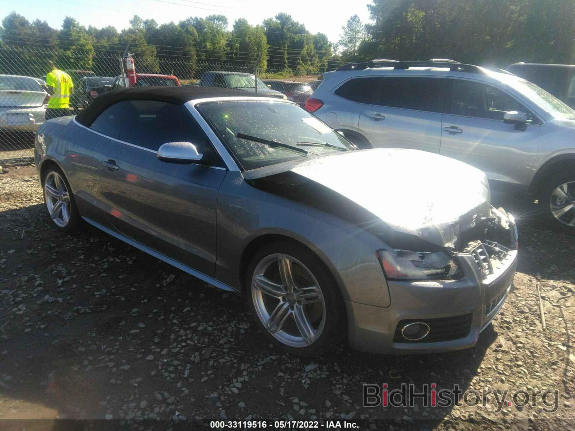 Photo WAUCGAFH3BN010875 - AUDI S5 2011