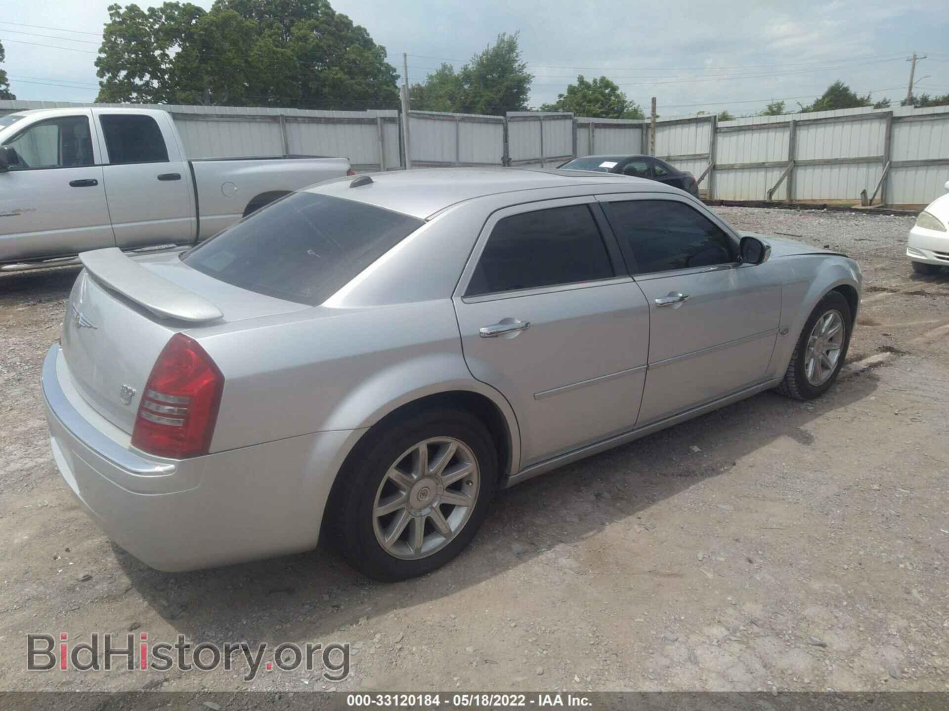 2006 CHRYSLER 300 - VIN: 2C3KA63H56H115423 - Фото 4