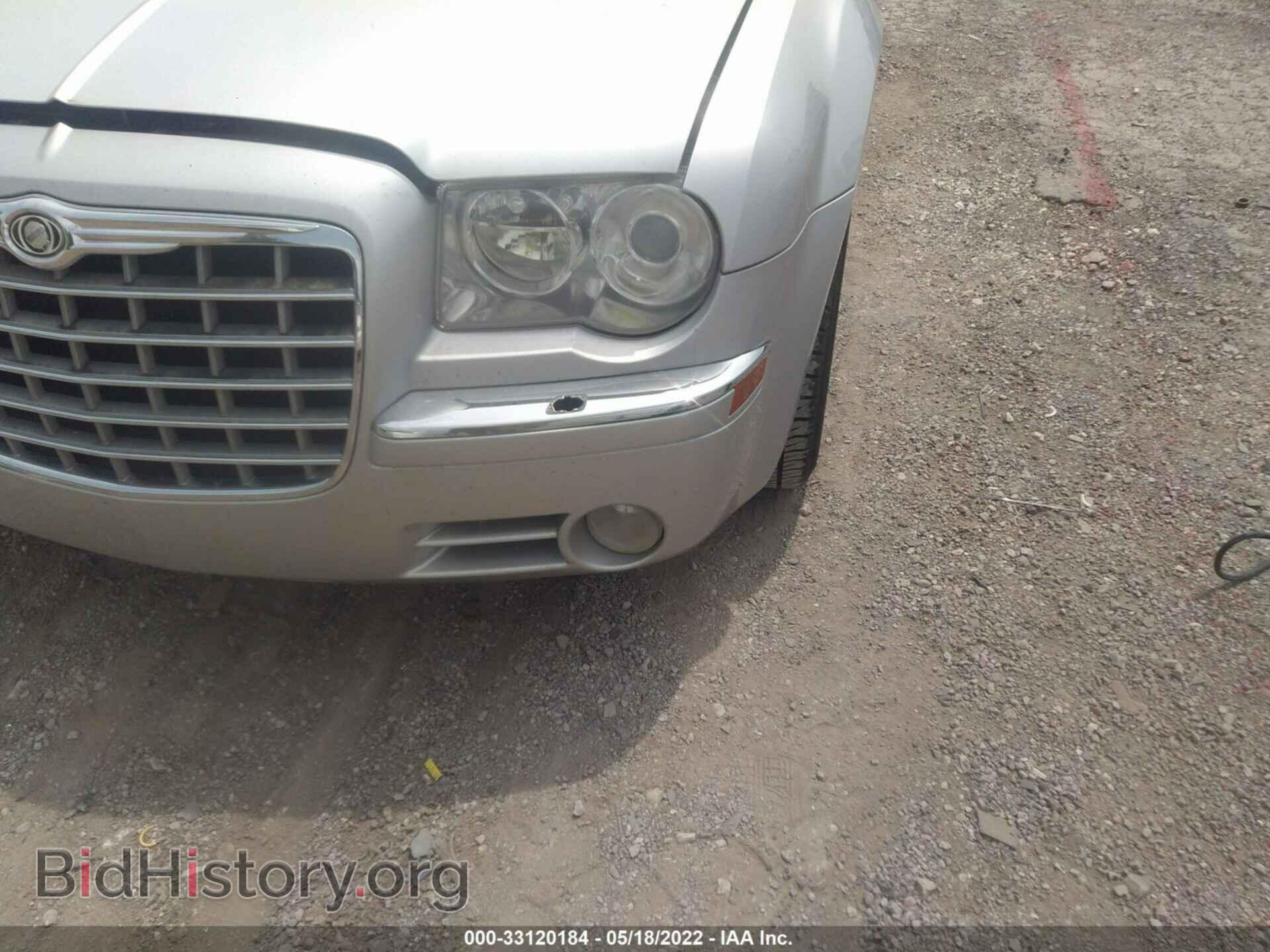2006 CHRYSLER 300 - VIN: 2C3KA63H56H115423 - Фото 6