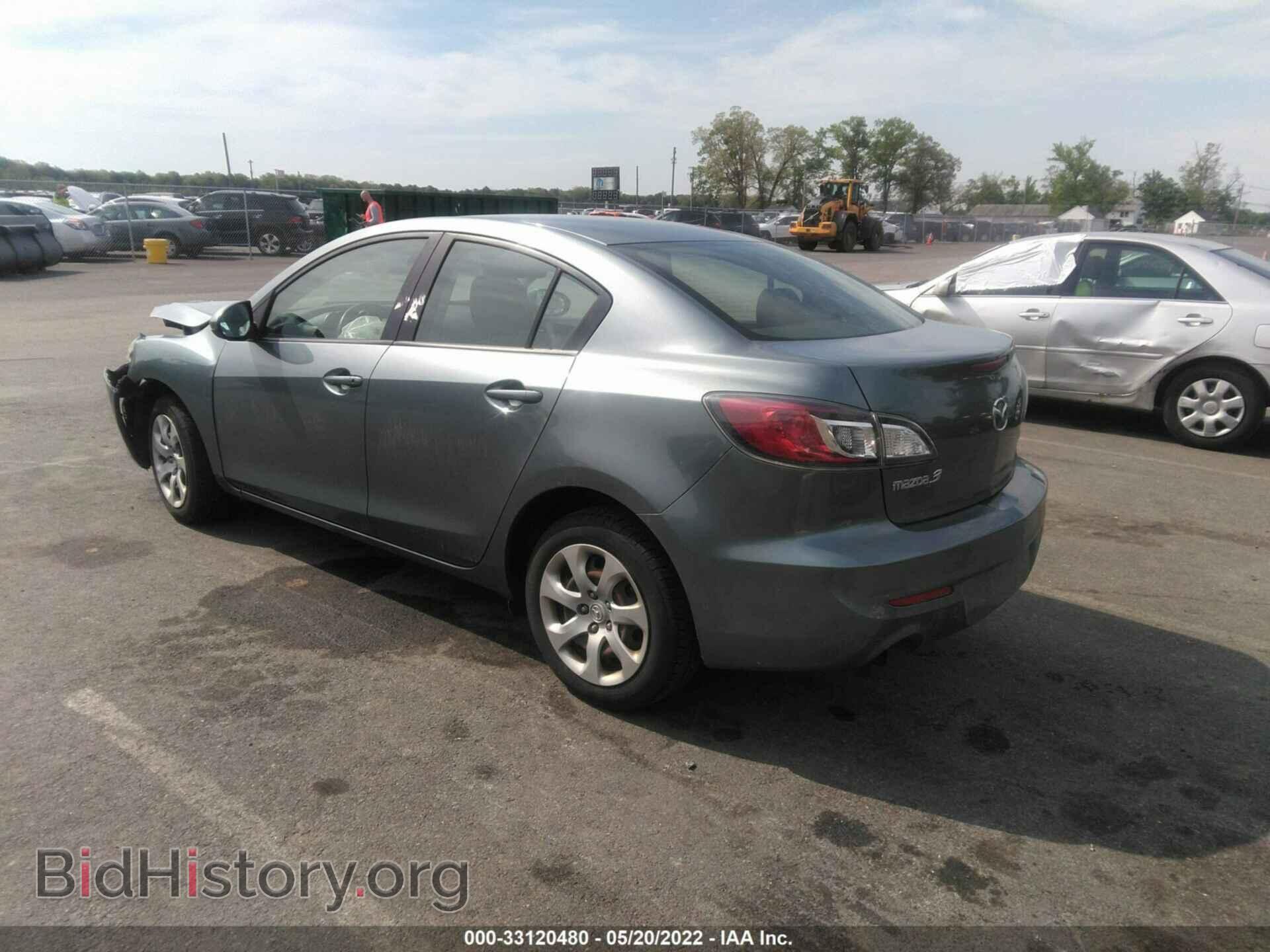 2013 MAZDA MAZDA3 - VIN: JM1BL1UP6D1740505 - Фото 3