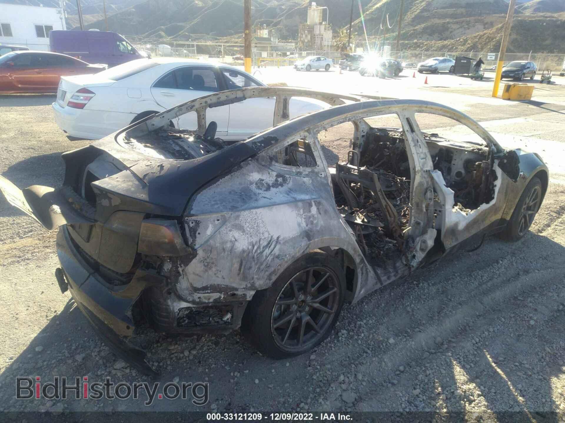 2019 TESLA MODEL 3 - VIN: 5YJ3E1EA8KF400074 - Фото 4