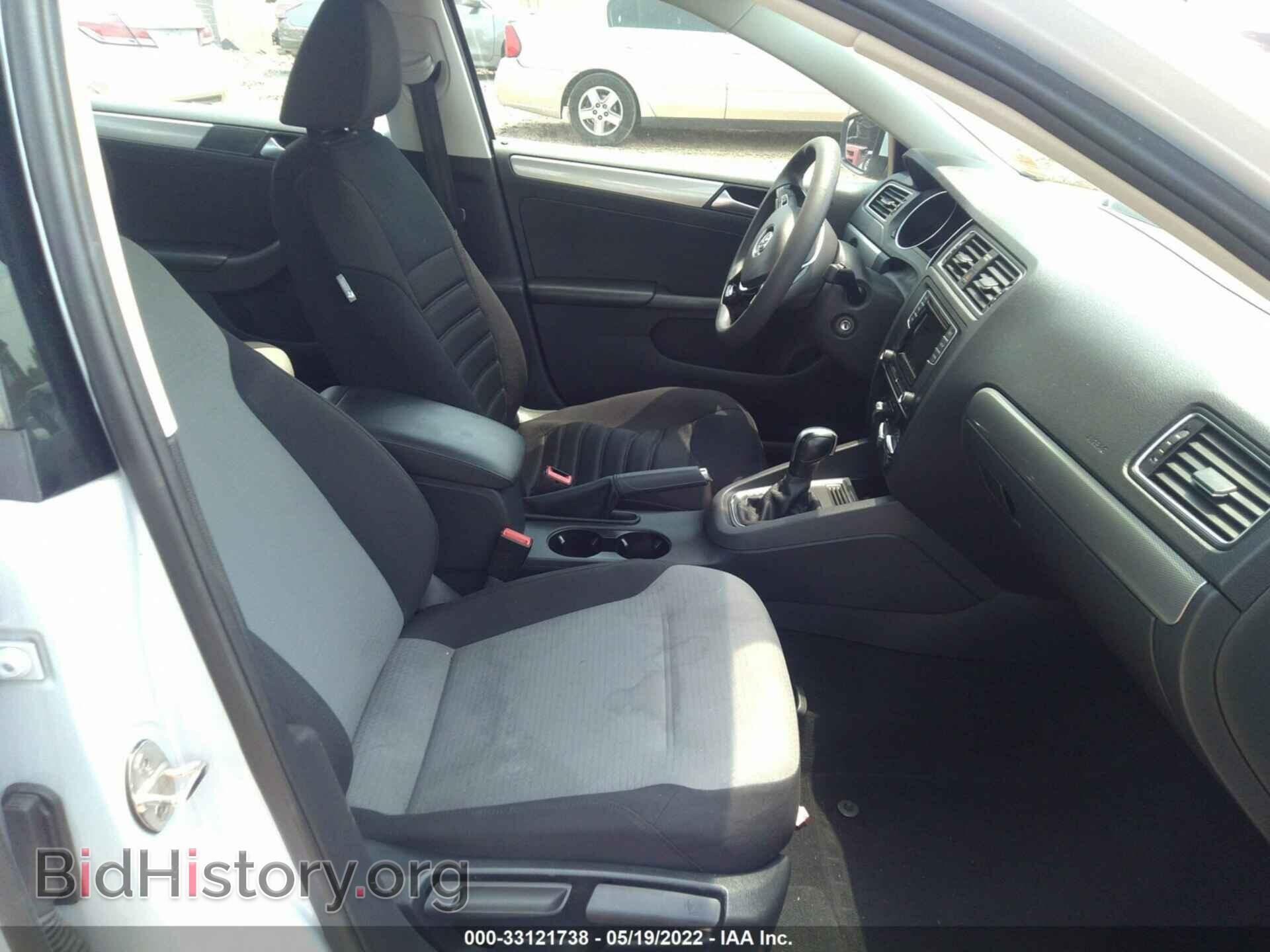 2017 VOLKSWAGEN JETTA - VIN: 3VW2B7AJ3HM239437 - Фото 5