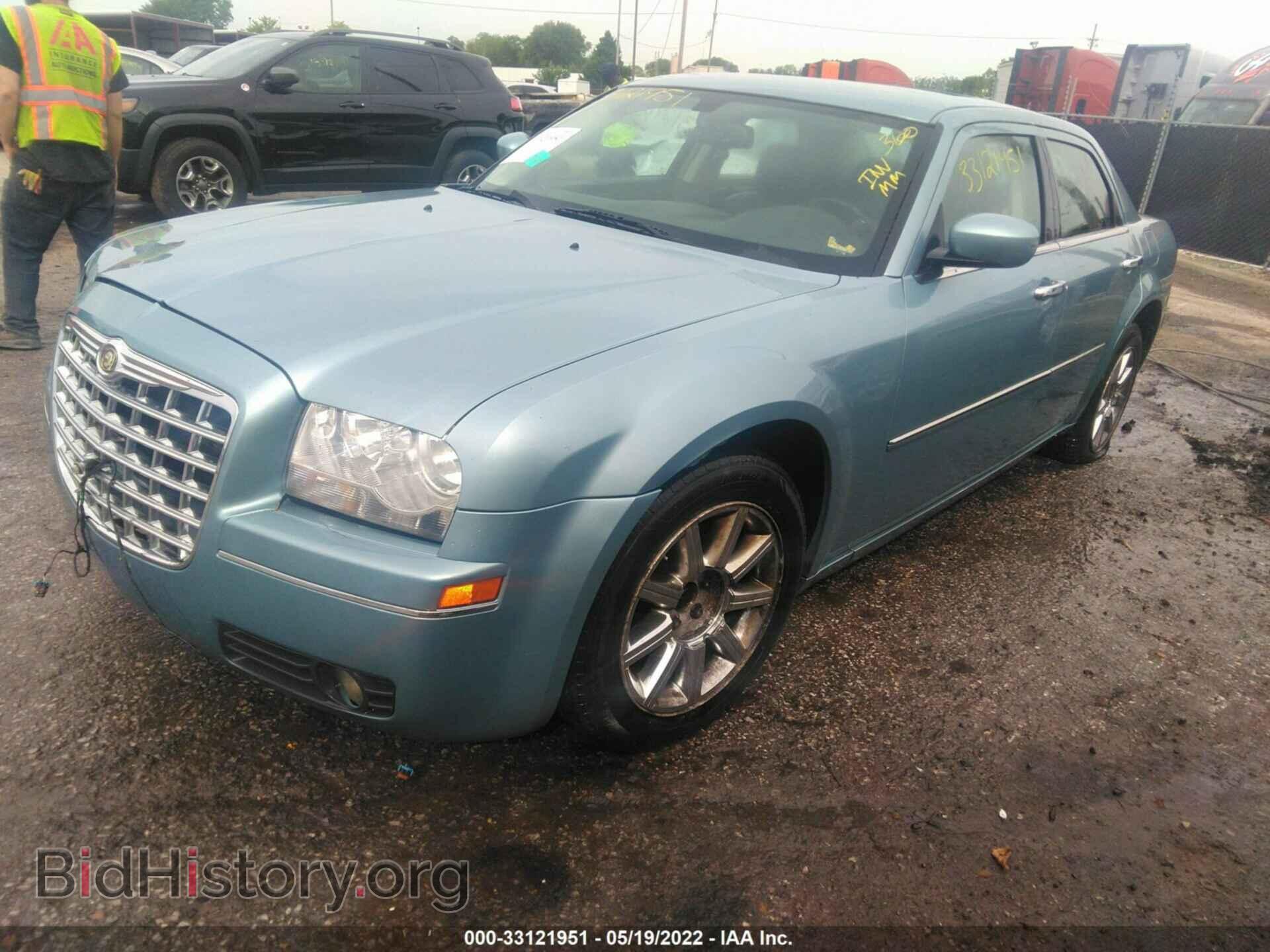 2009 CHRYSLER 300 - VIN: 2C3LA53V99H516112 - Фото 2
