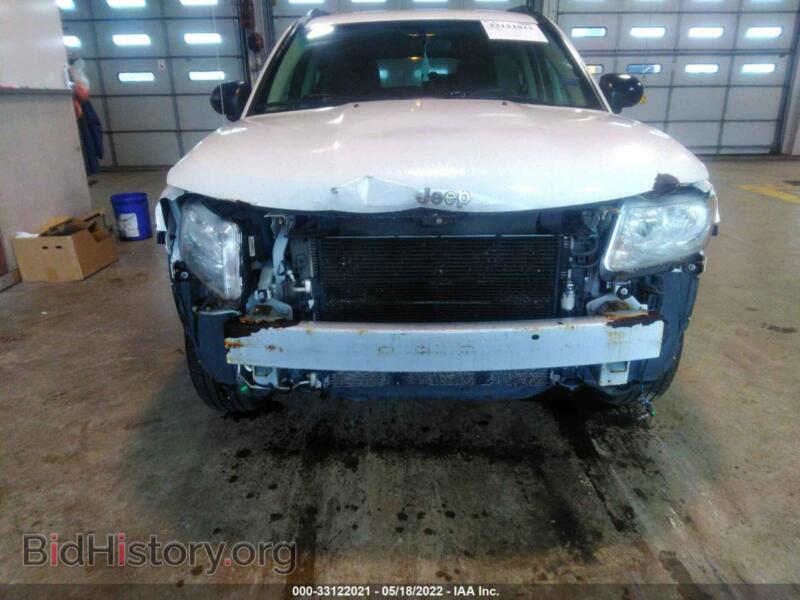 2012 Jeep COMPASS (VIN 1C4NJDABXCD556047) — photo 6 of 12