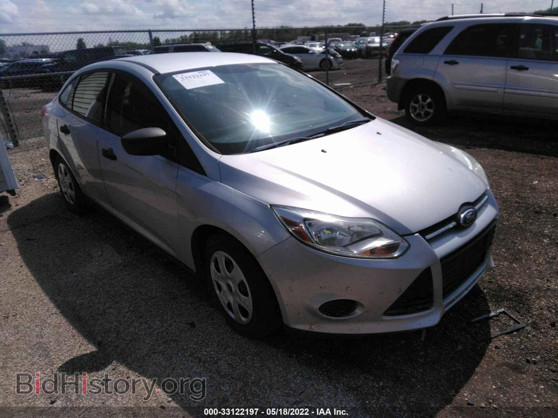 Photo 1FAHP3E28CL220389 - FORD FOCUS 2012