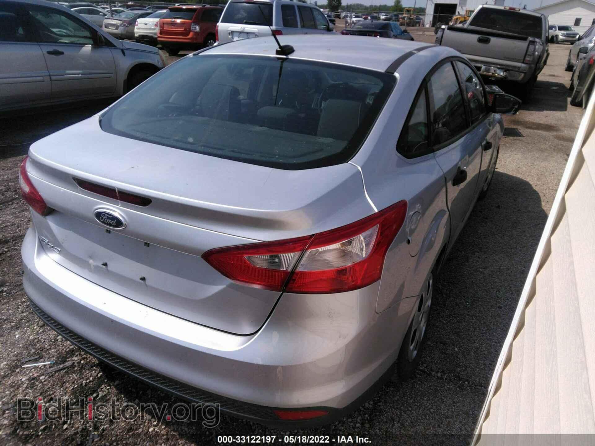 2012 FORD FOCUS - VIN: 1FAHP3E28CL220389 - Photo 4
