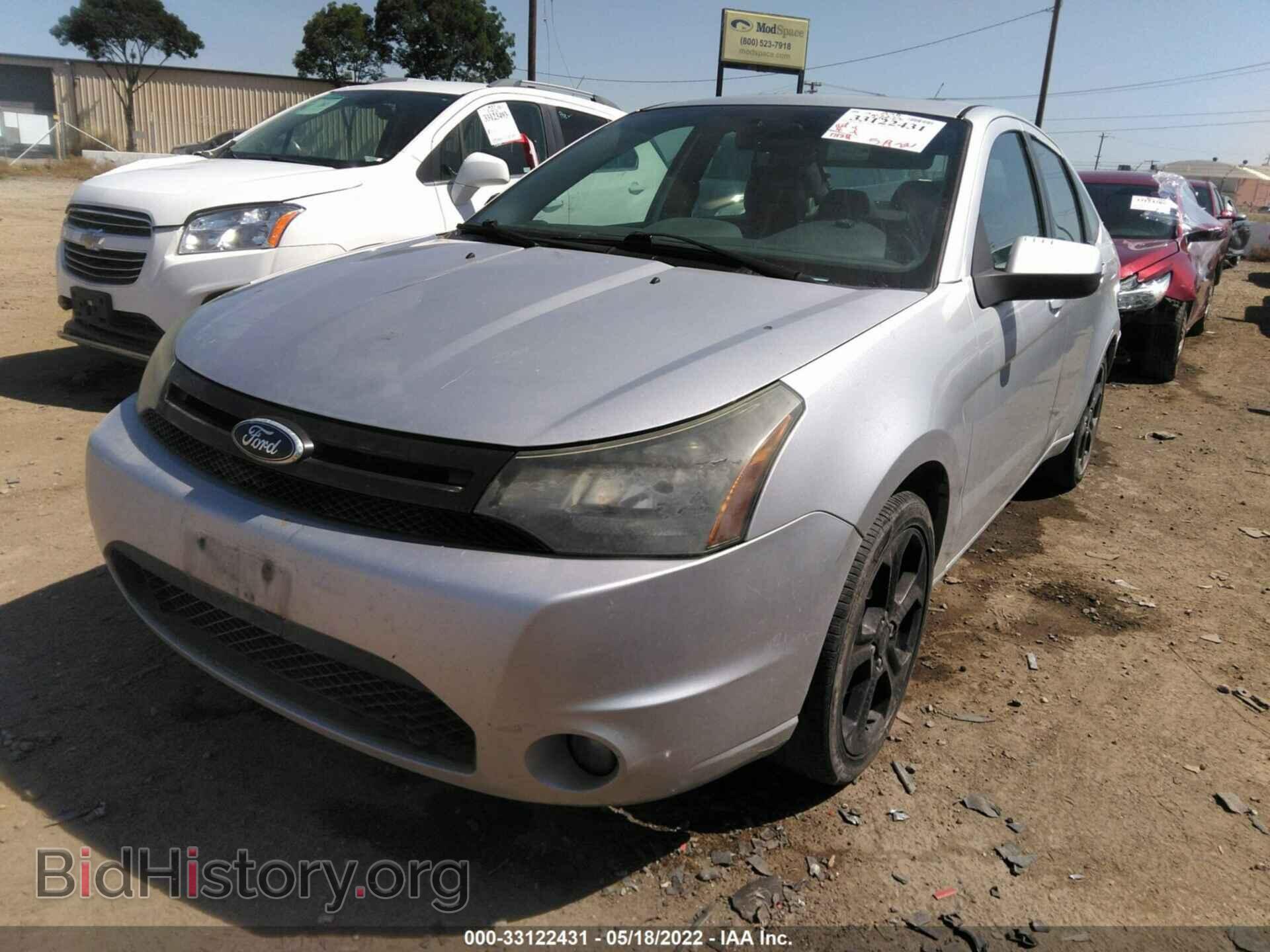 2011 FORD FOCUS - VIN: 1FAHP3GN4BW127499 - Фото 2