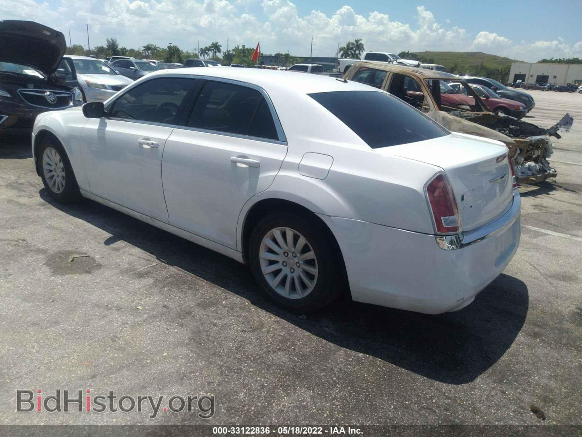 2014 CHRYSLER 300 - VIN: 2C3CCAAG2EH378091 - Фото 3