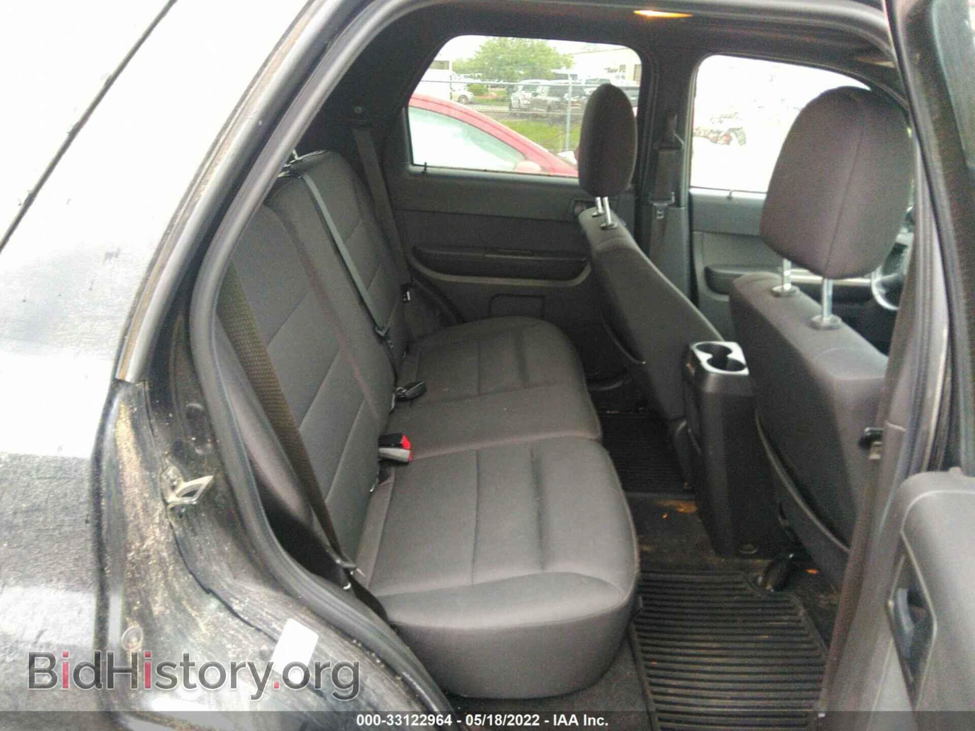 2011 FORD ESCAPE - VIN: 1FMCU0D77BKB12564 - Фото 8