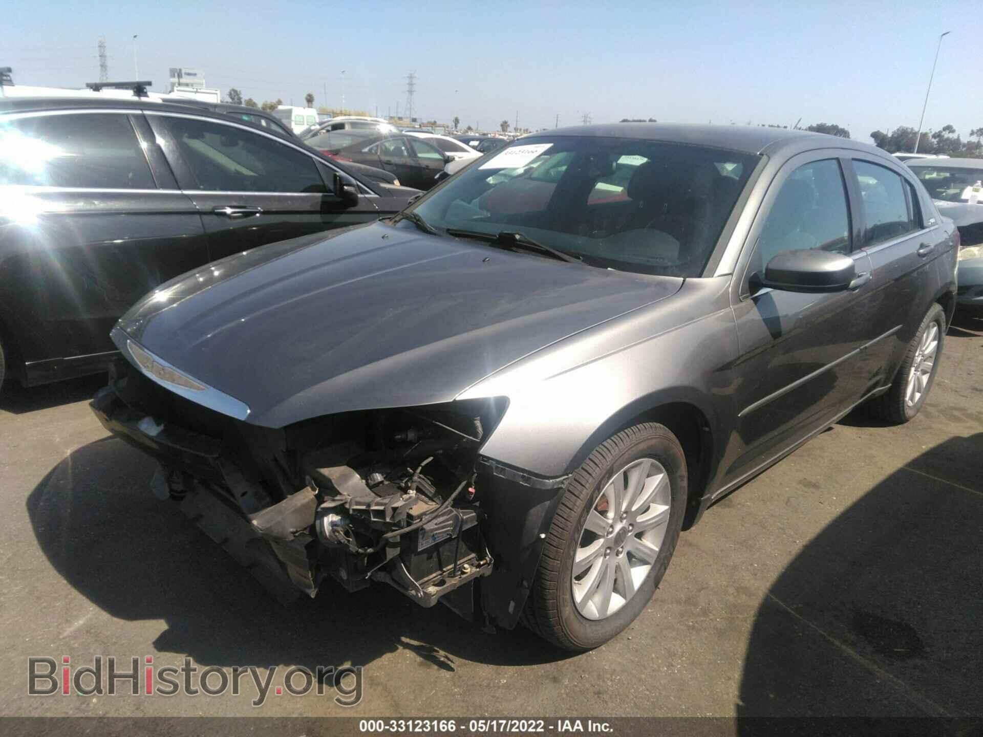 2012 CHRYSLER 200 - VIN: 1C3CCBBGXCN321873 - Фото 2
