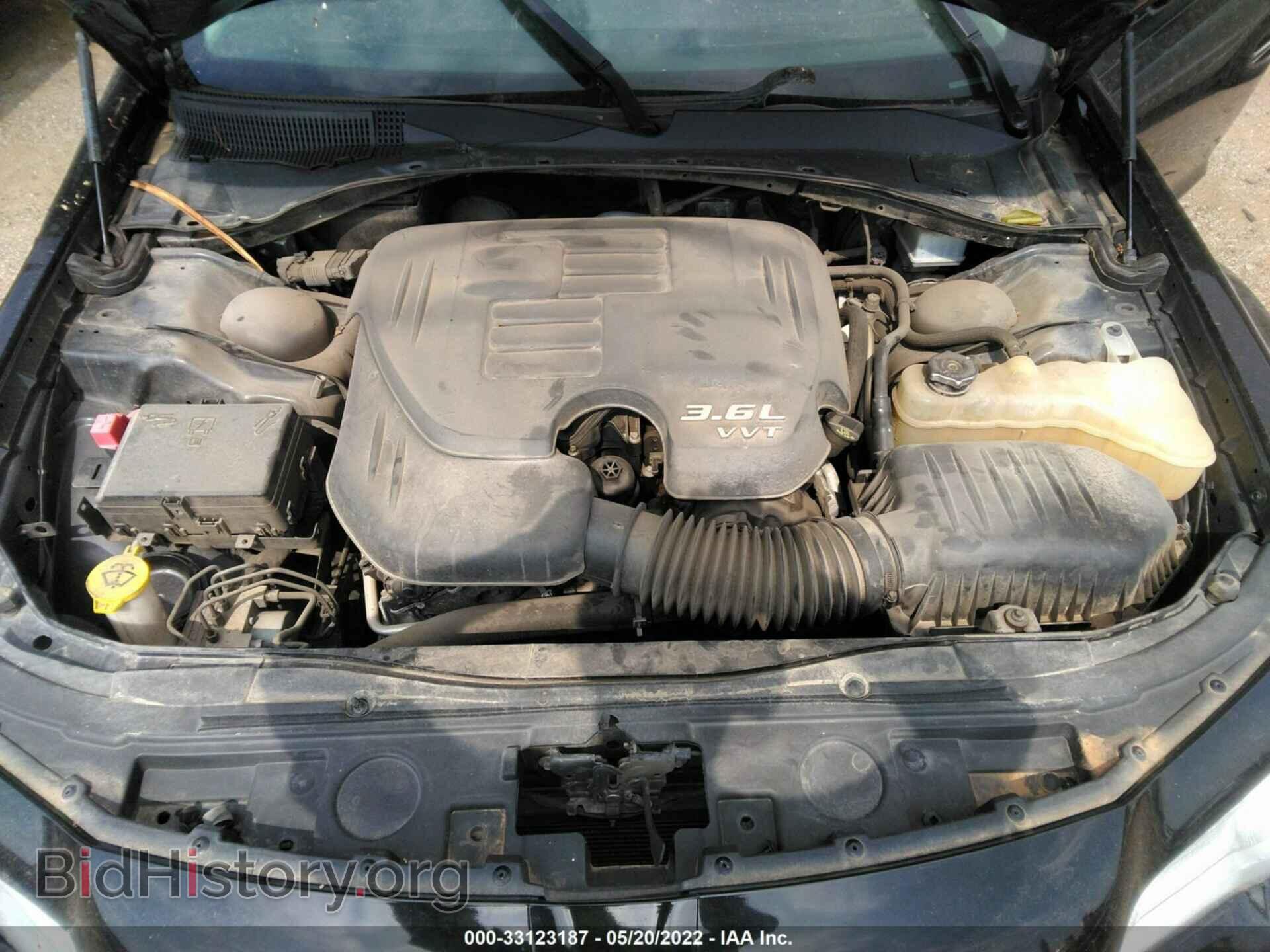 2017 CHRYSLER 300 - VIN: 2C3CCAAG2HH591062 - Фото 10