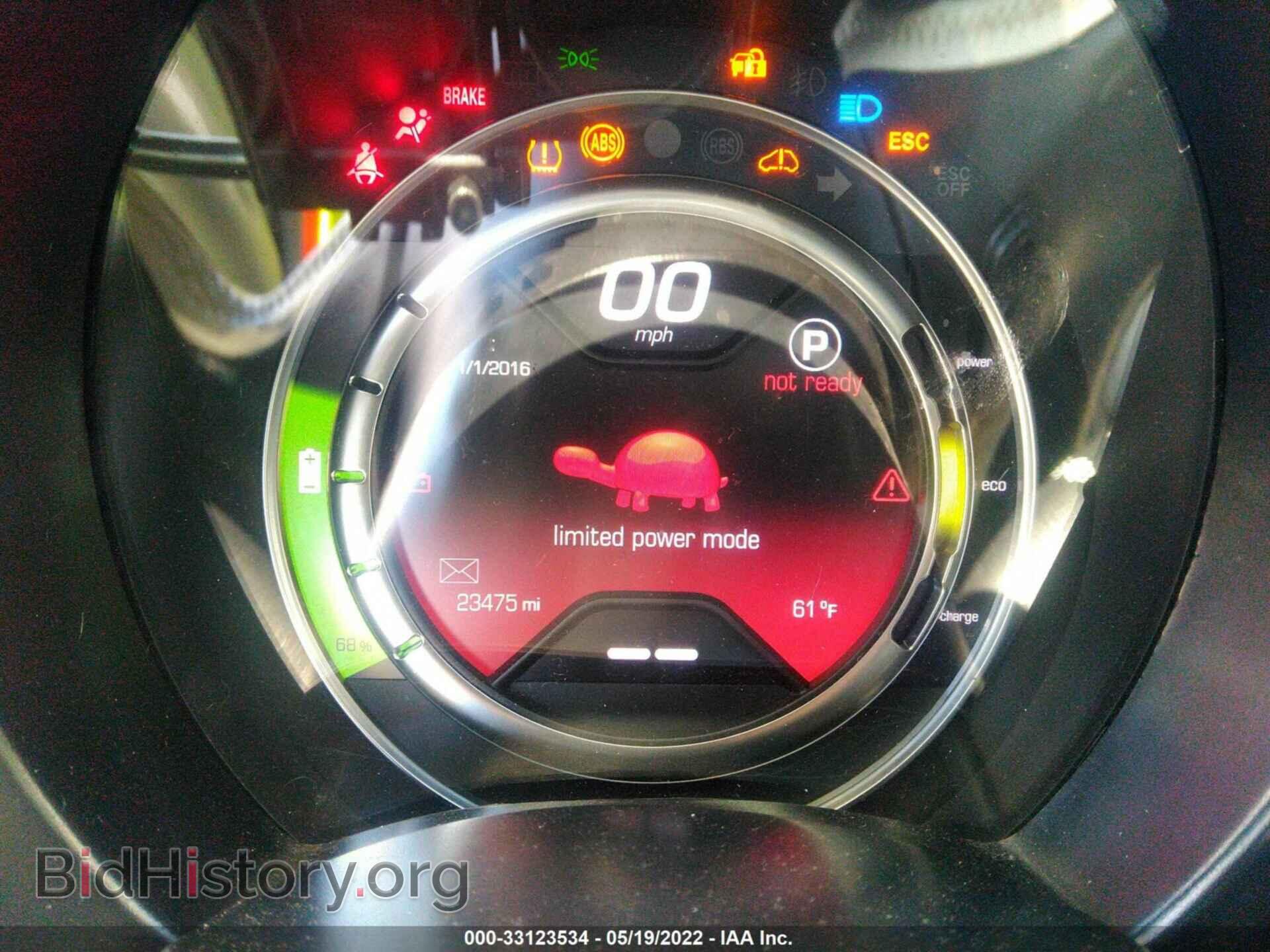 2017 FIAT 500E - VIN: 3C3CFFGE1HT636641 - Photo 7