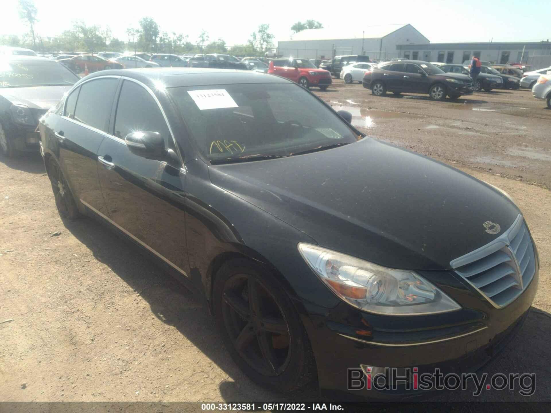 Photo KMHGC4DF6BU118640 - HYUNDAI GENESIS 2011