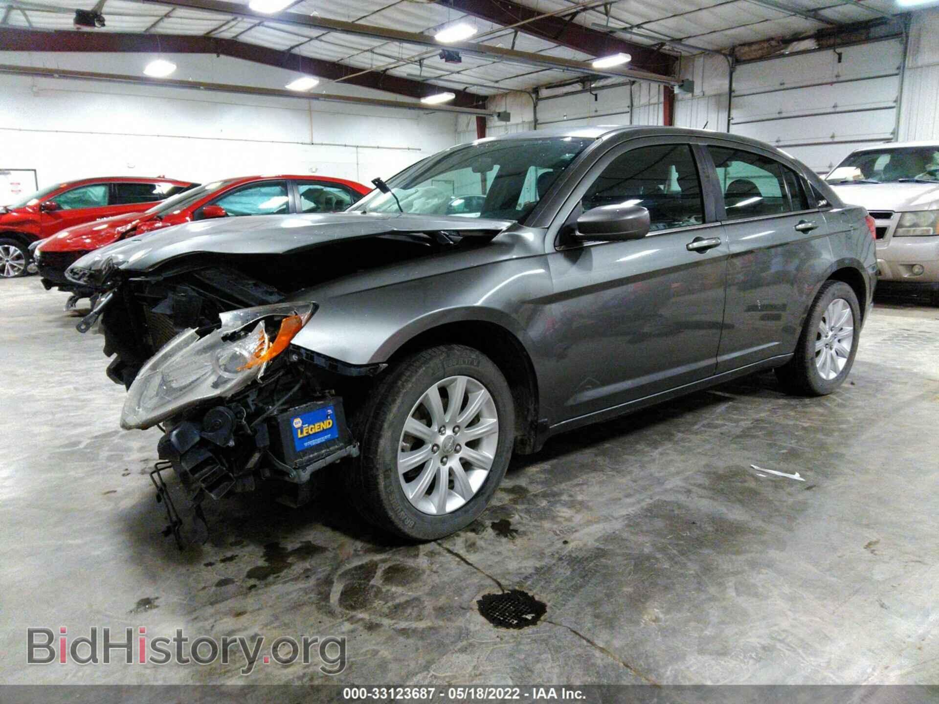 2013 CHRYSLER 200 - VIN: 1C3CCBBB6DN762633 - Фото 2