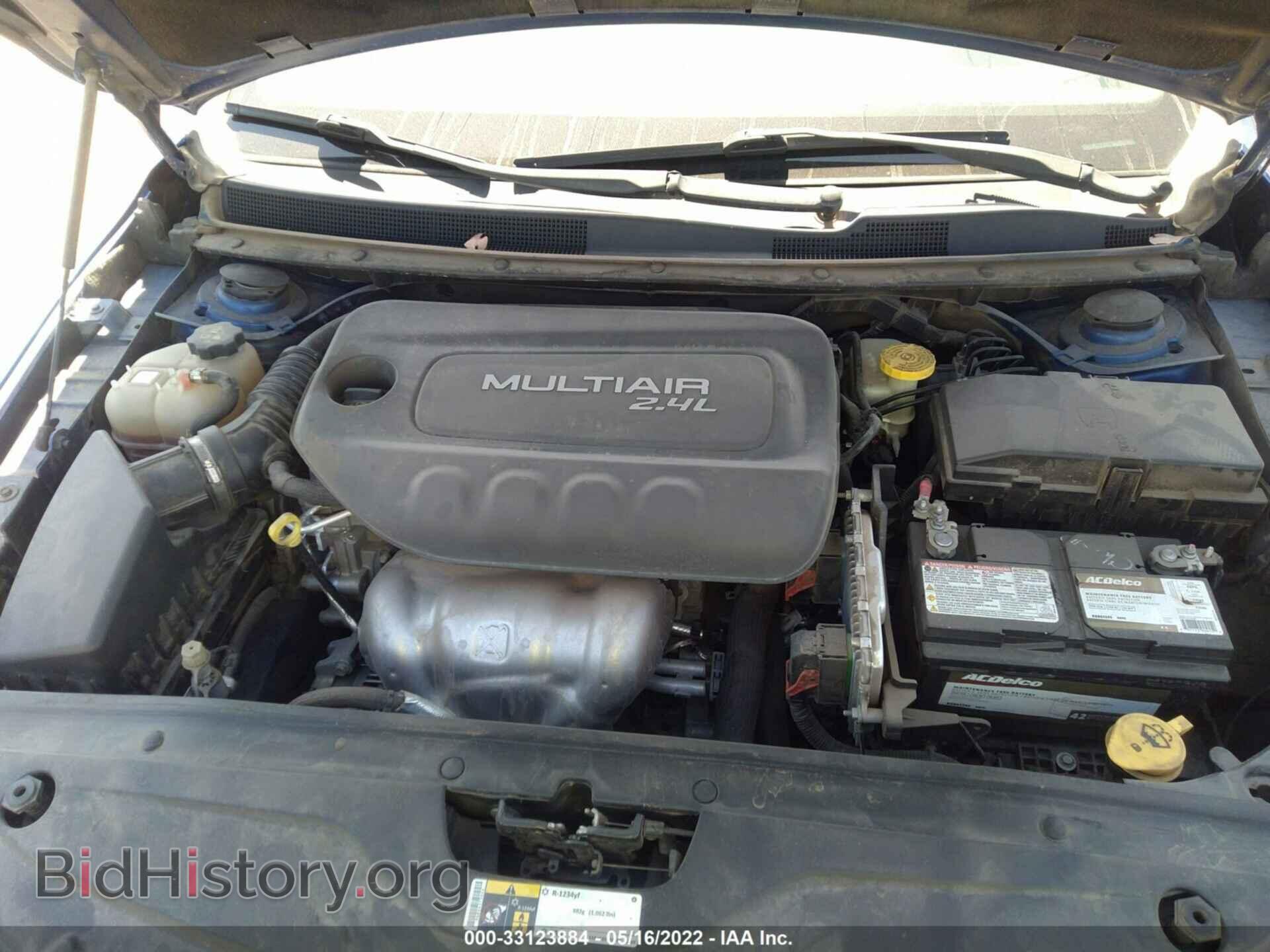 2016 CHRYSLER 200 - VIN: 1C3CCCABXGN117785 - Фото 10