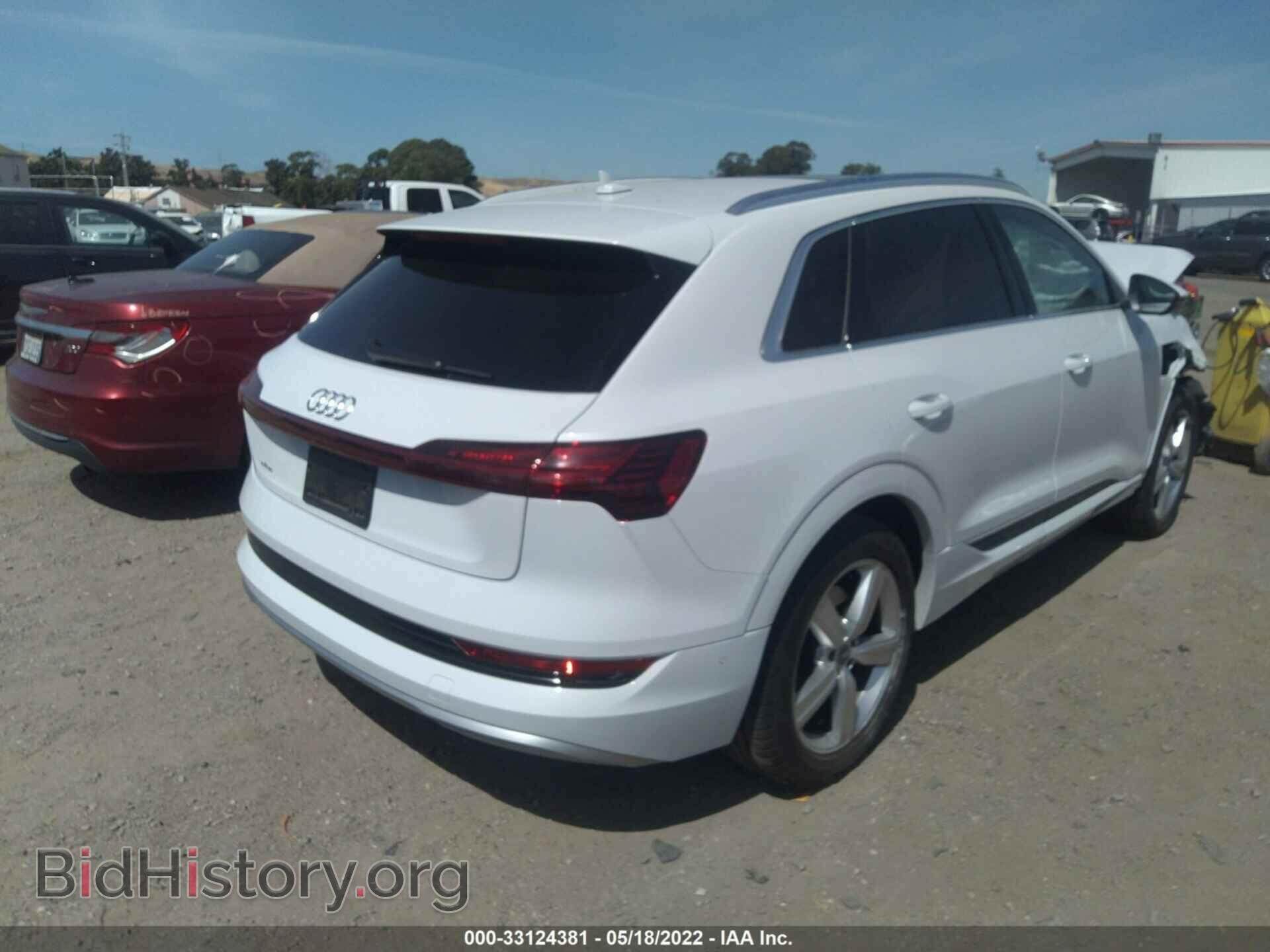 2019 AUDI E-TRON - VIN: WA1LABGE2KB014779 - Фото 4