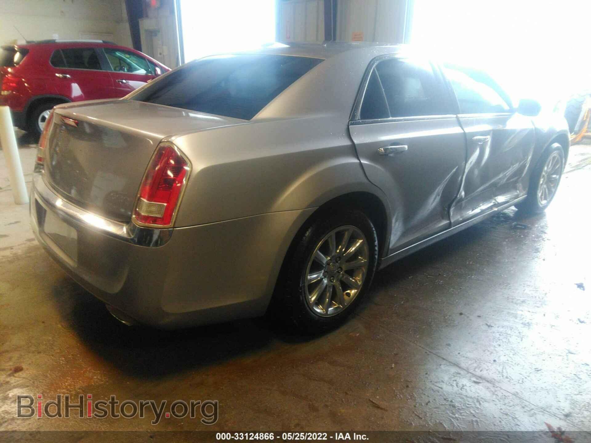 2011 CHRYSLER 300 - VIN: 2C3CA5CG5BH546036 - Фото 4