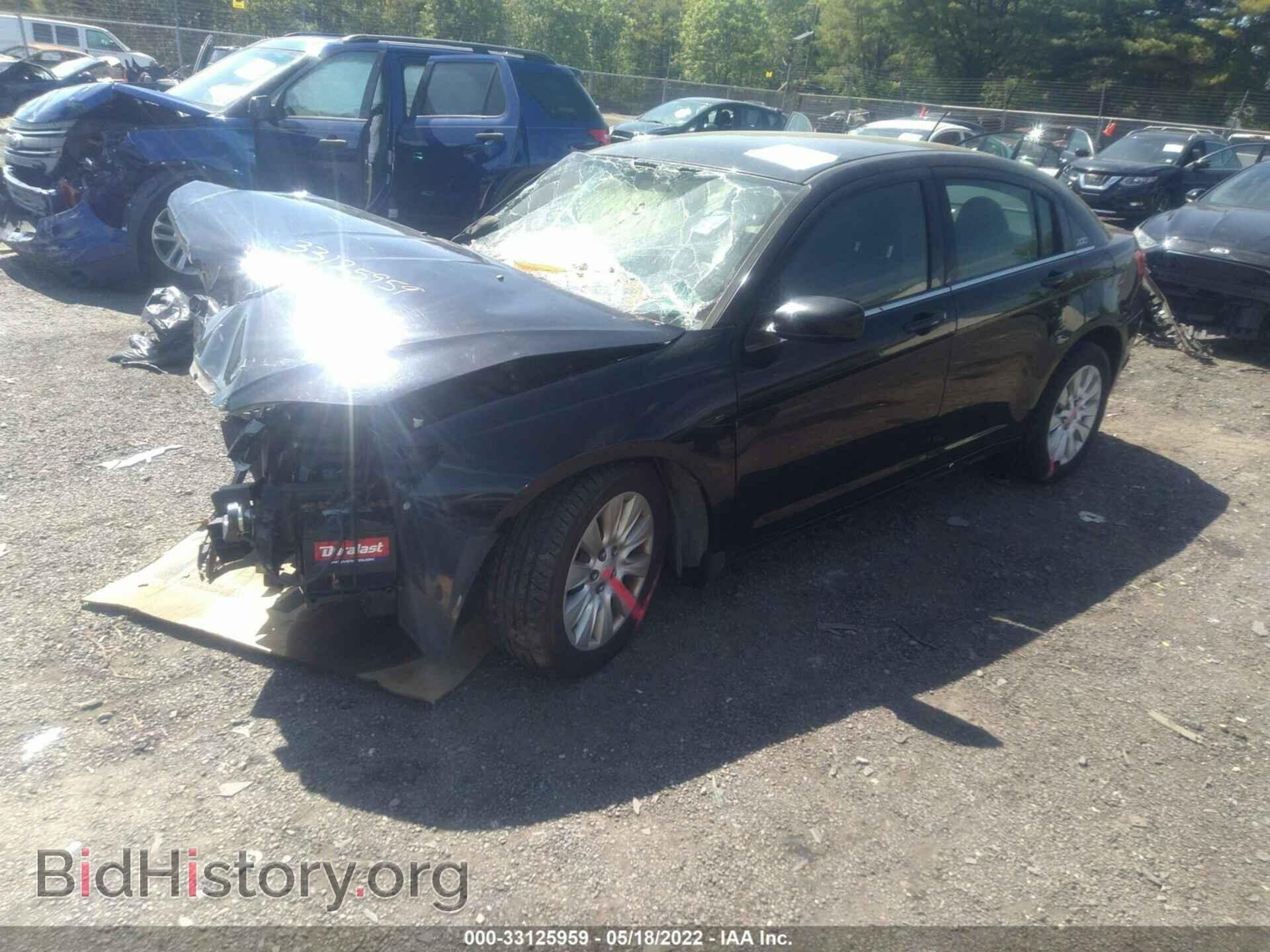 2012 CHRYSLER 200 - VIN: 1C3CCBAB9CN292713 - Фото 2