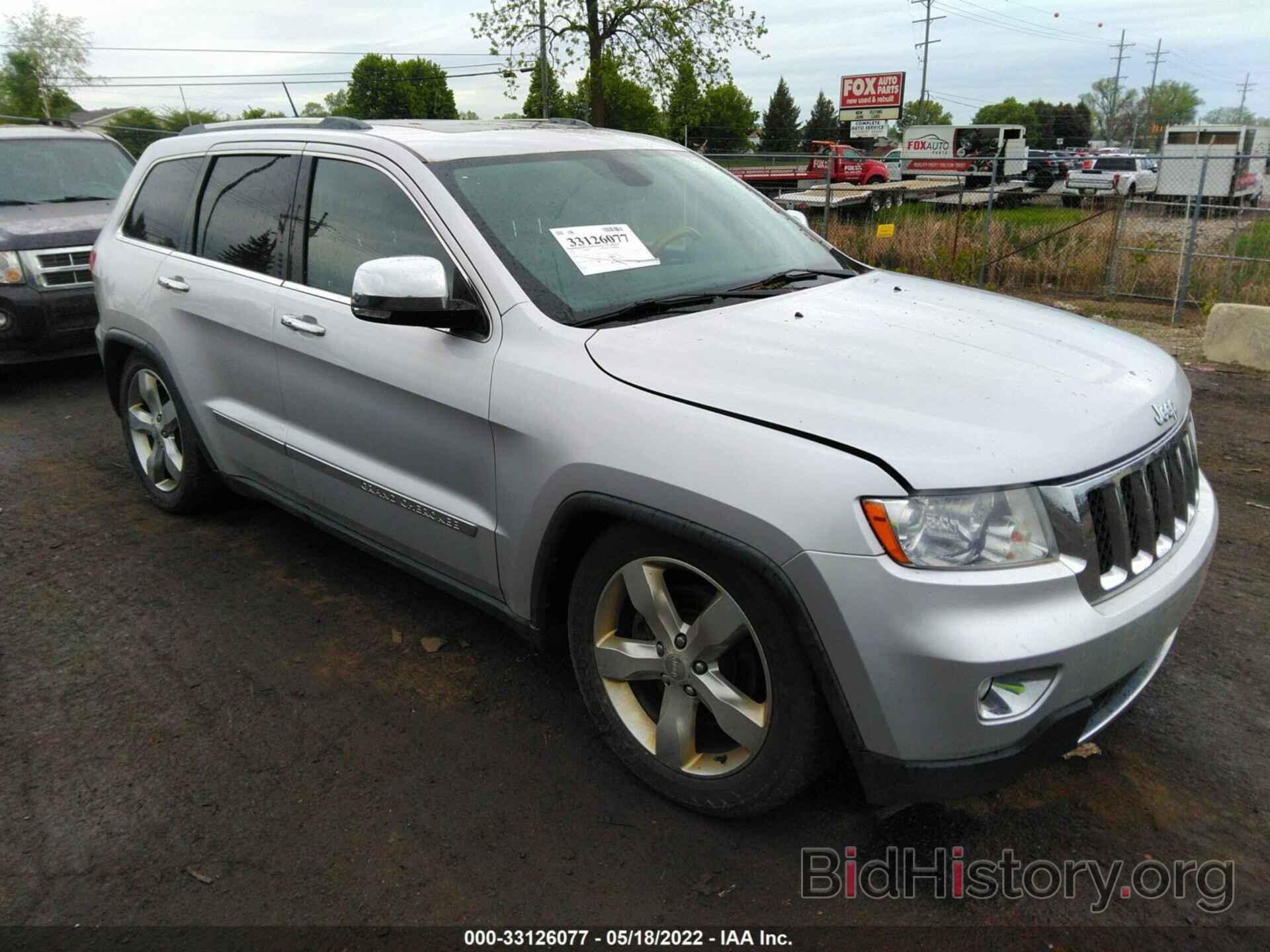 Photo 1J4RR6GT2BC587880 - JEEP GRAND CHEROKEE 2011