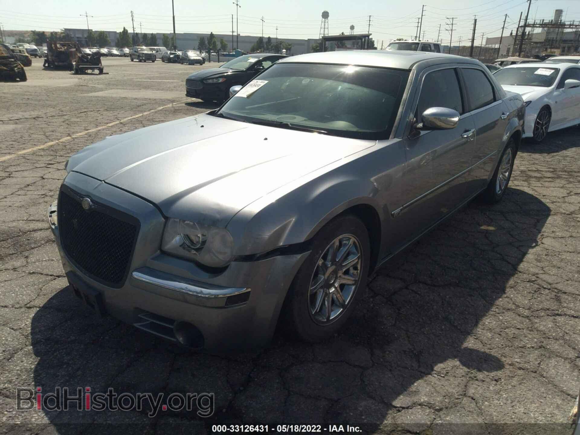 2006 CHRYSLER 300 - VIN: 2C3KA63H16H535101 - Фото 2
