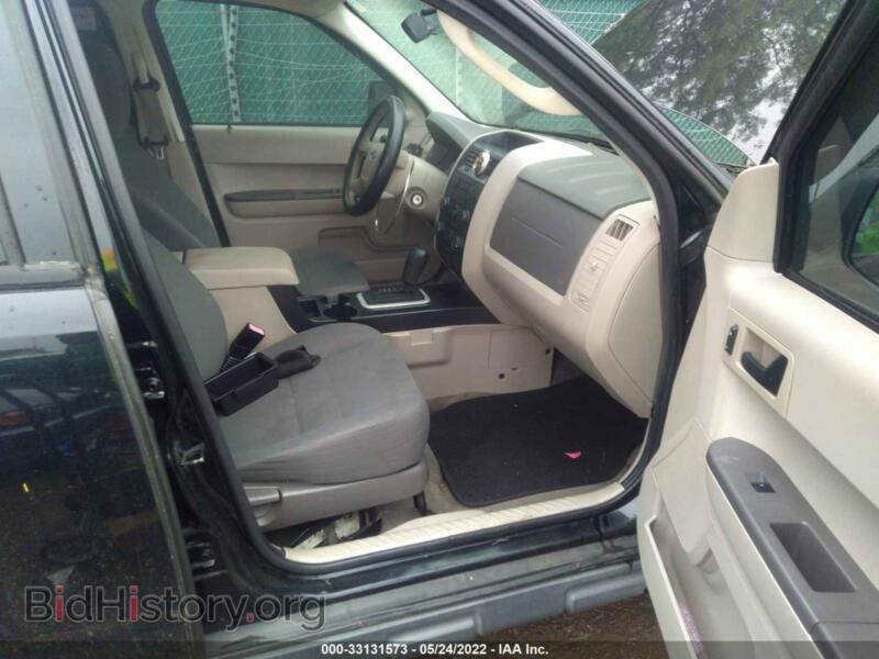 2010 Ford ESCAPE (VIN 1FMCU0C79AKC24637) — фото 5 из 11