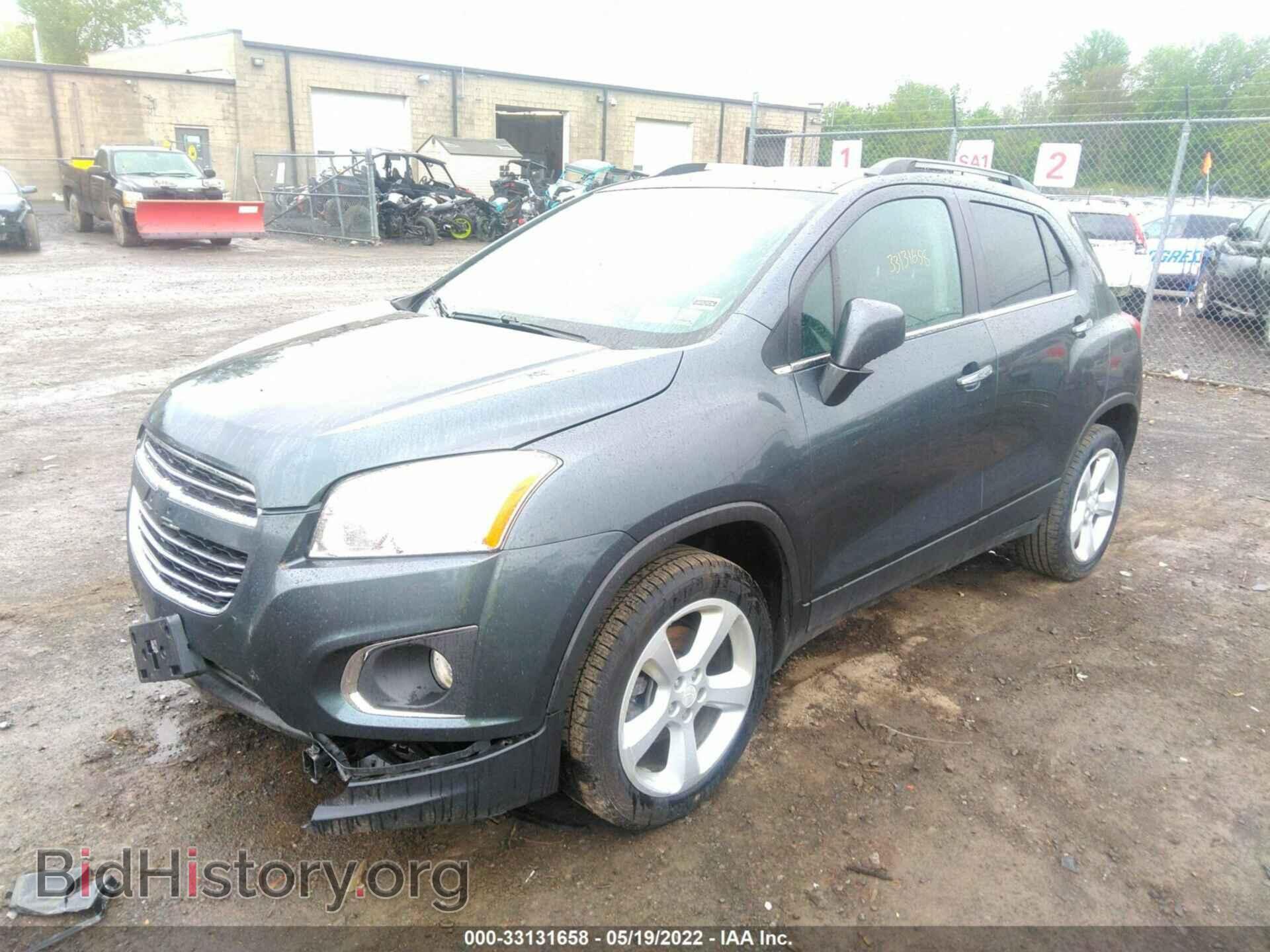 2016 CHEVROLET TRAX - VIN: 3GNCJRSB1GL175570 - Фото 2