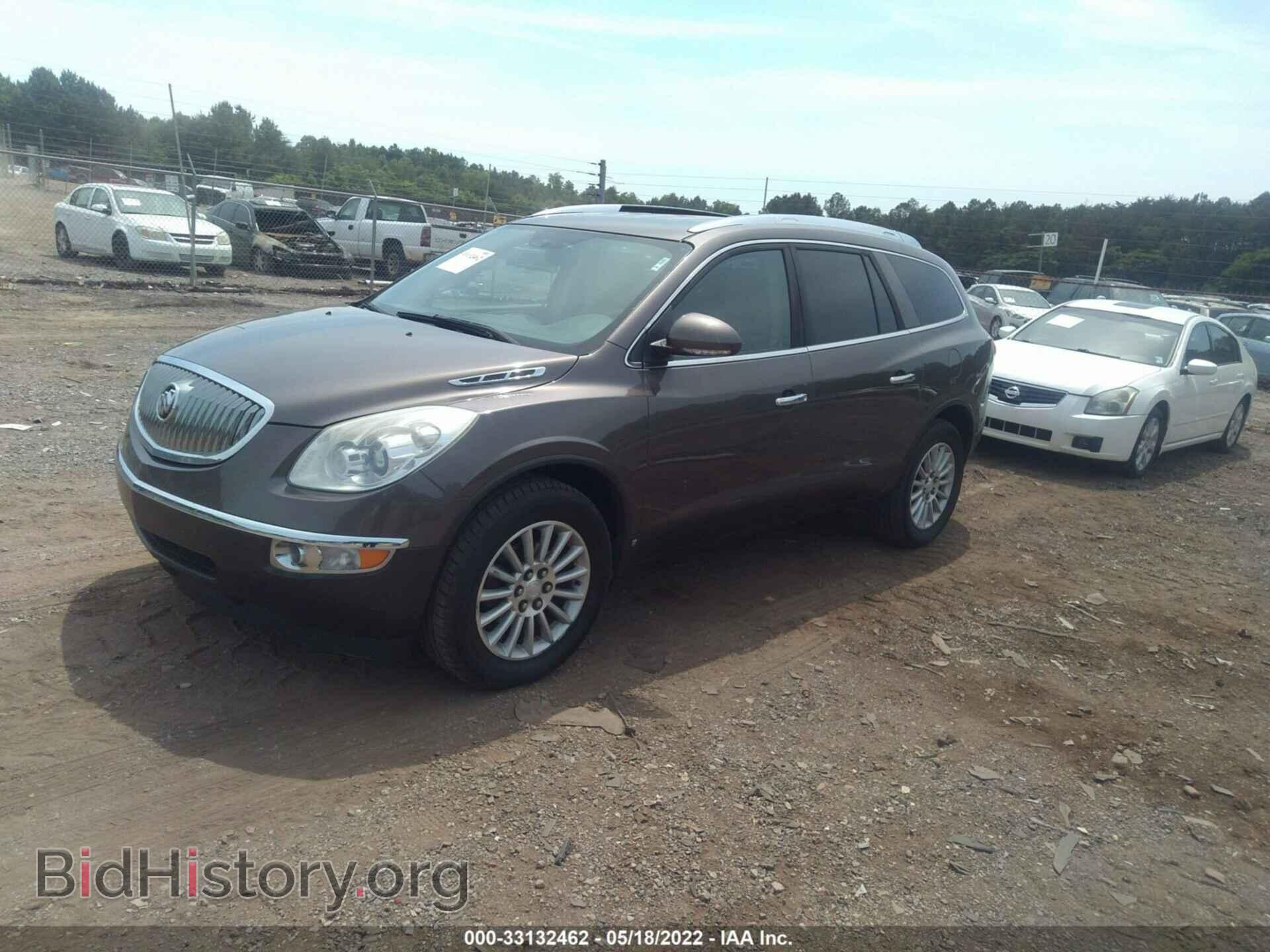 2010 BUICK ENCLAVE - VIN: 5GALRAED7AJ169109 - Photo 2