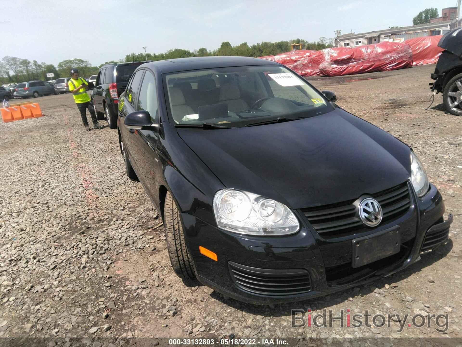 Фотография 3VWRA7AJ6AM153465 - VOLKSWAGEN JETTA SEDAN 2010