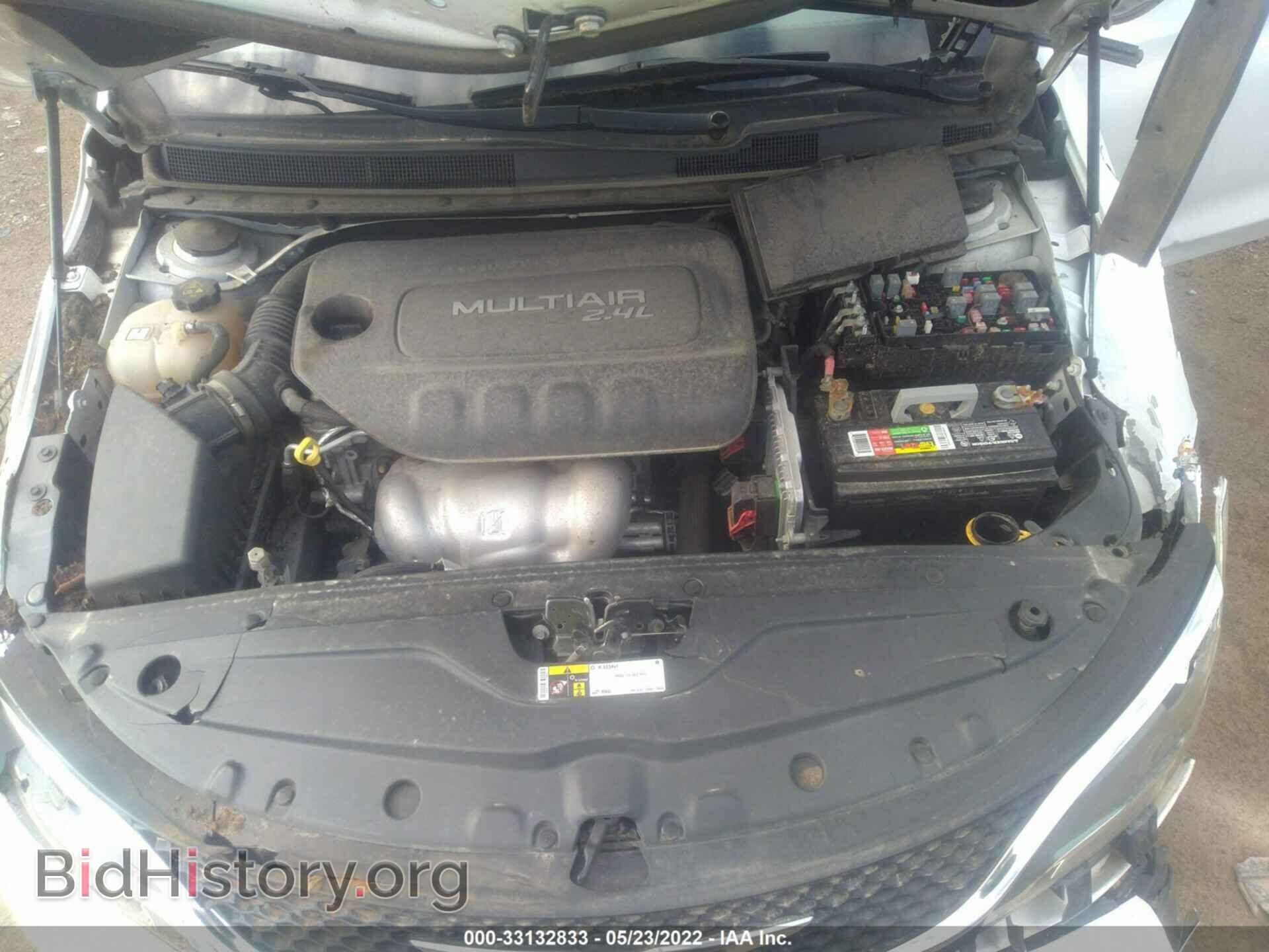 2015 CHRYSLER 200 - VIN: 1C3CCCAB3FN677727 - Фото 10