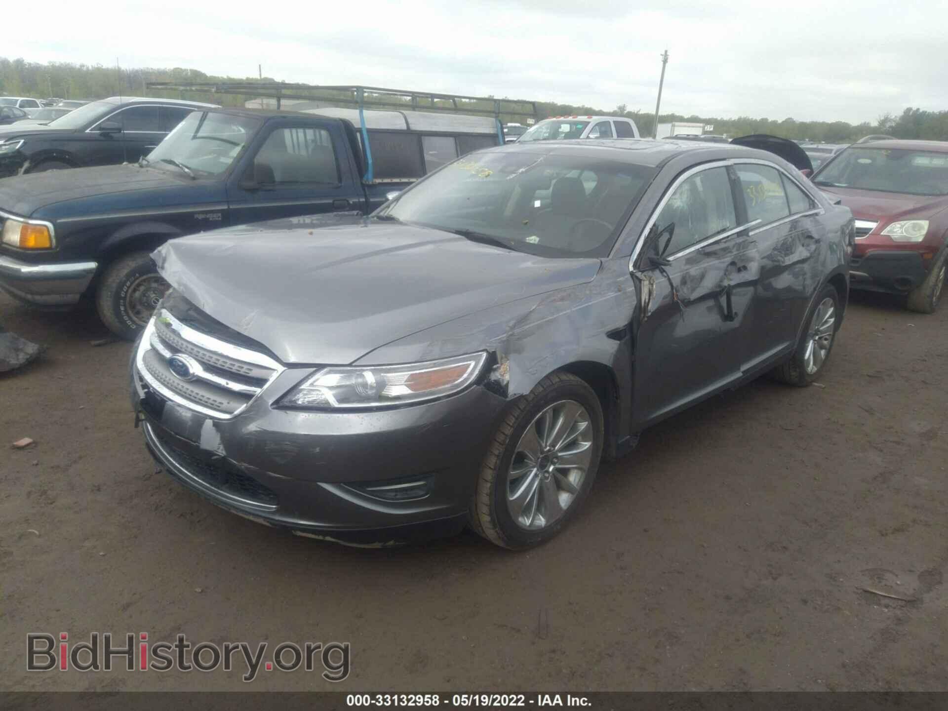 2011 FORD TAURUS - VIN: 1FAHP2FW2BG140704 - Фото 2