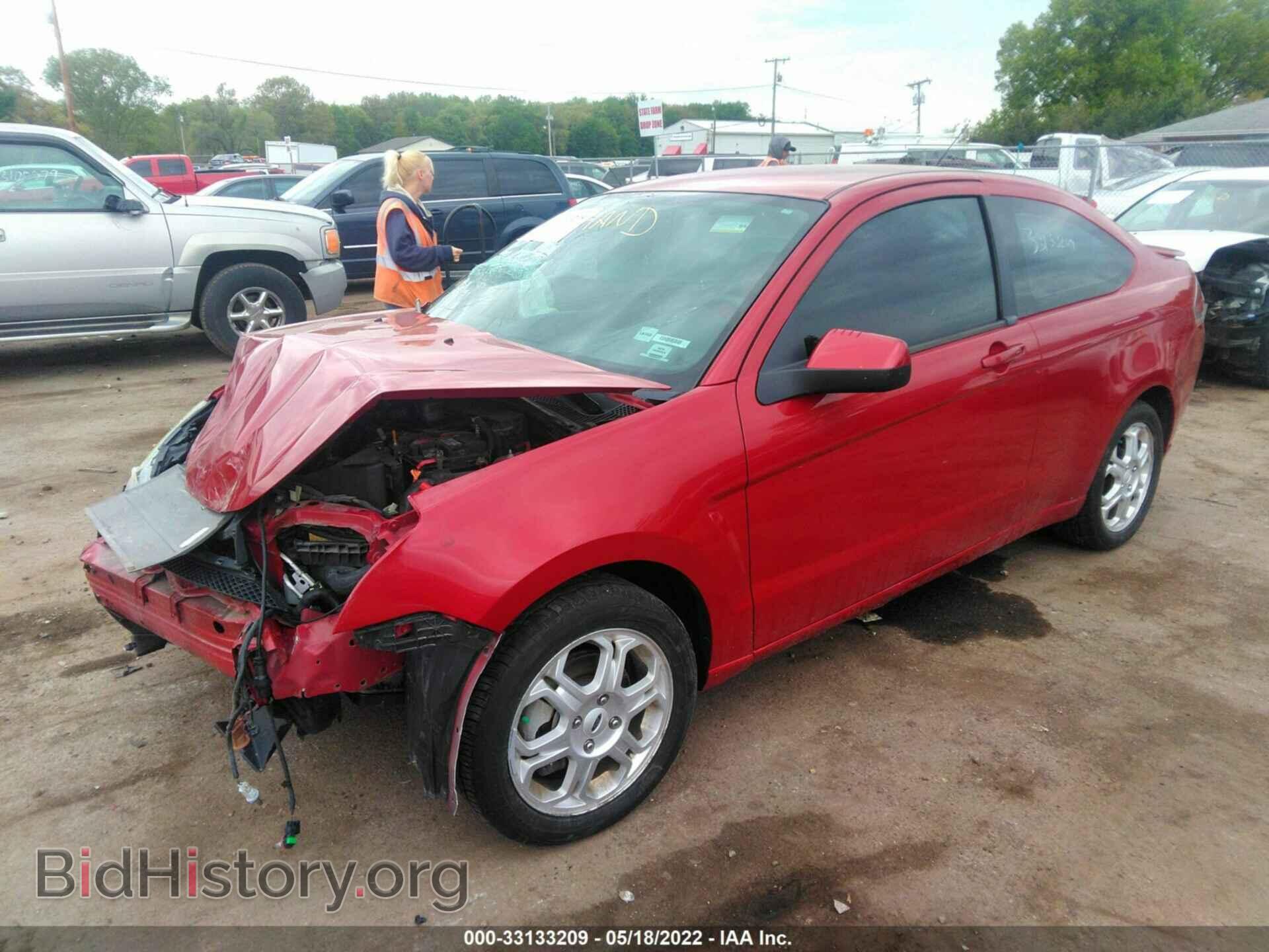 2009 FORD FOCUS - VIN: 1FAHP32N39W211816 - Фото 2