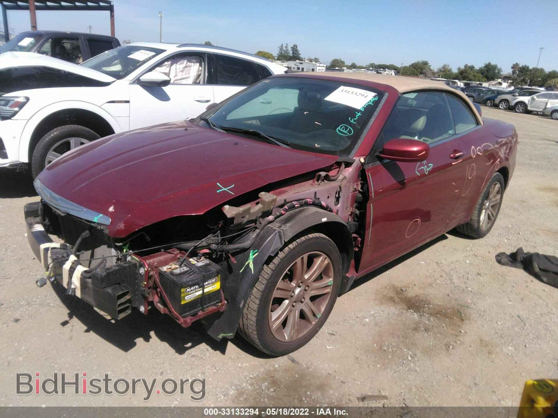 2011 CHRYSLER 200 - VIN: 1C3BC2EB9BN582275 - Photo 2