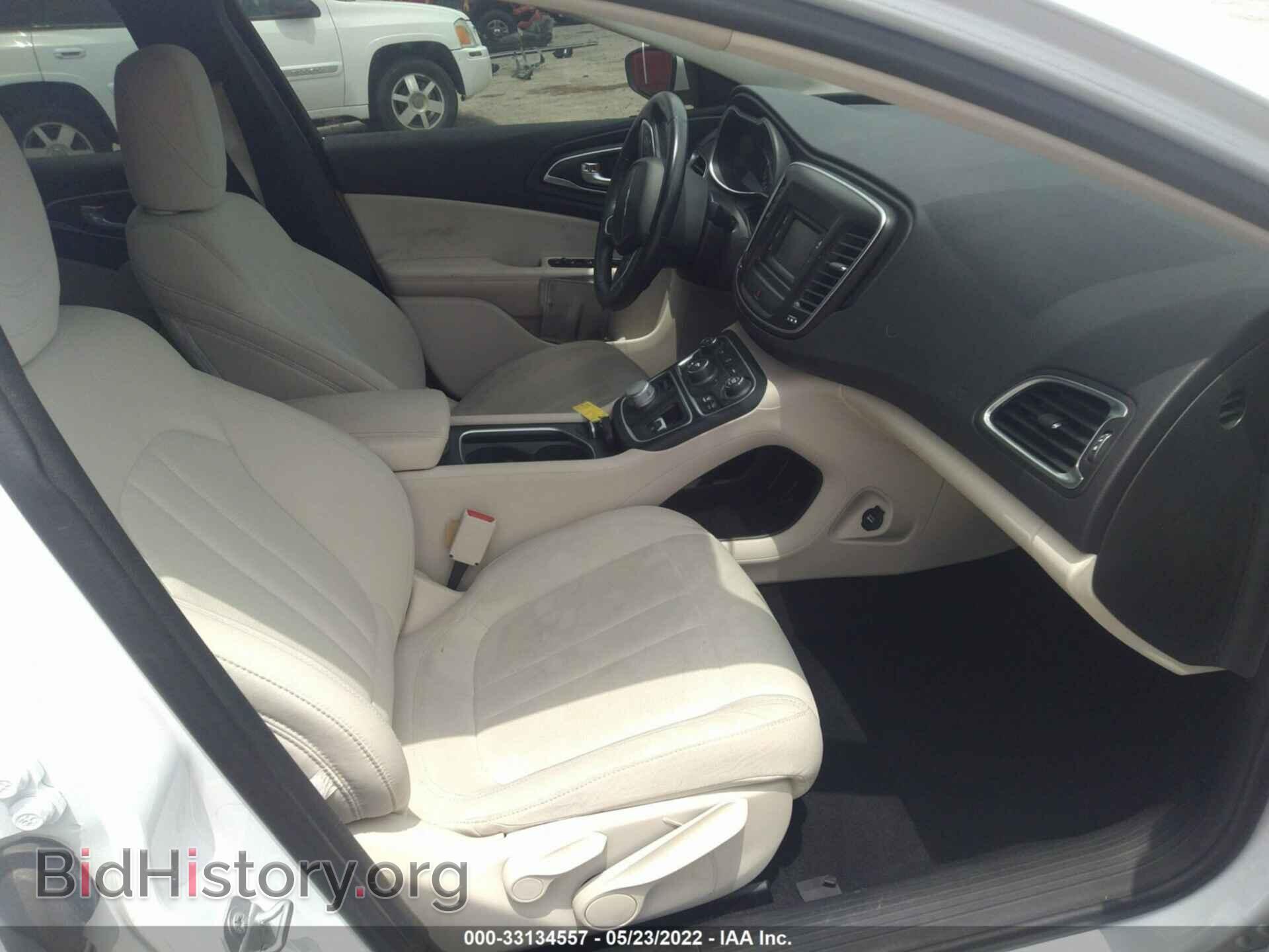 2015 CHRYSLER 200 - VIN: 1C3CCCAB7FN598819 - Фото 5
