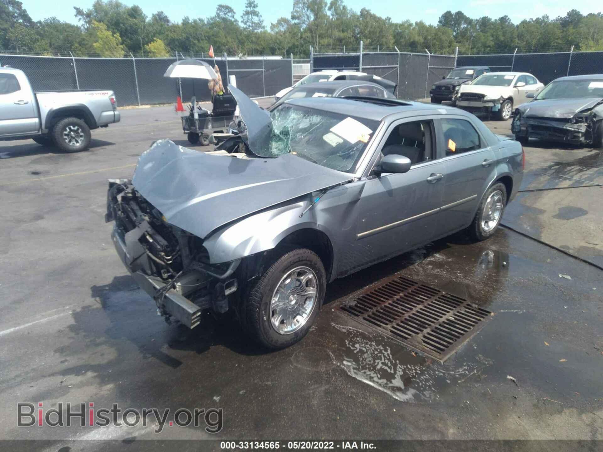 2006 CHRYSLER 300 - VIN: 2C3KA53G76H180467 - Фото 2