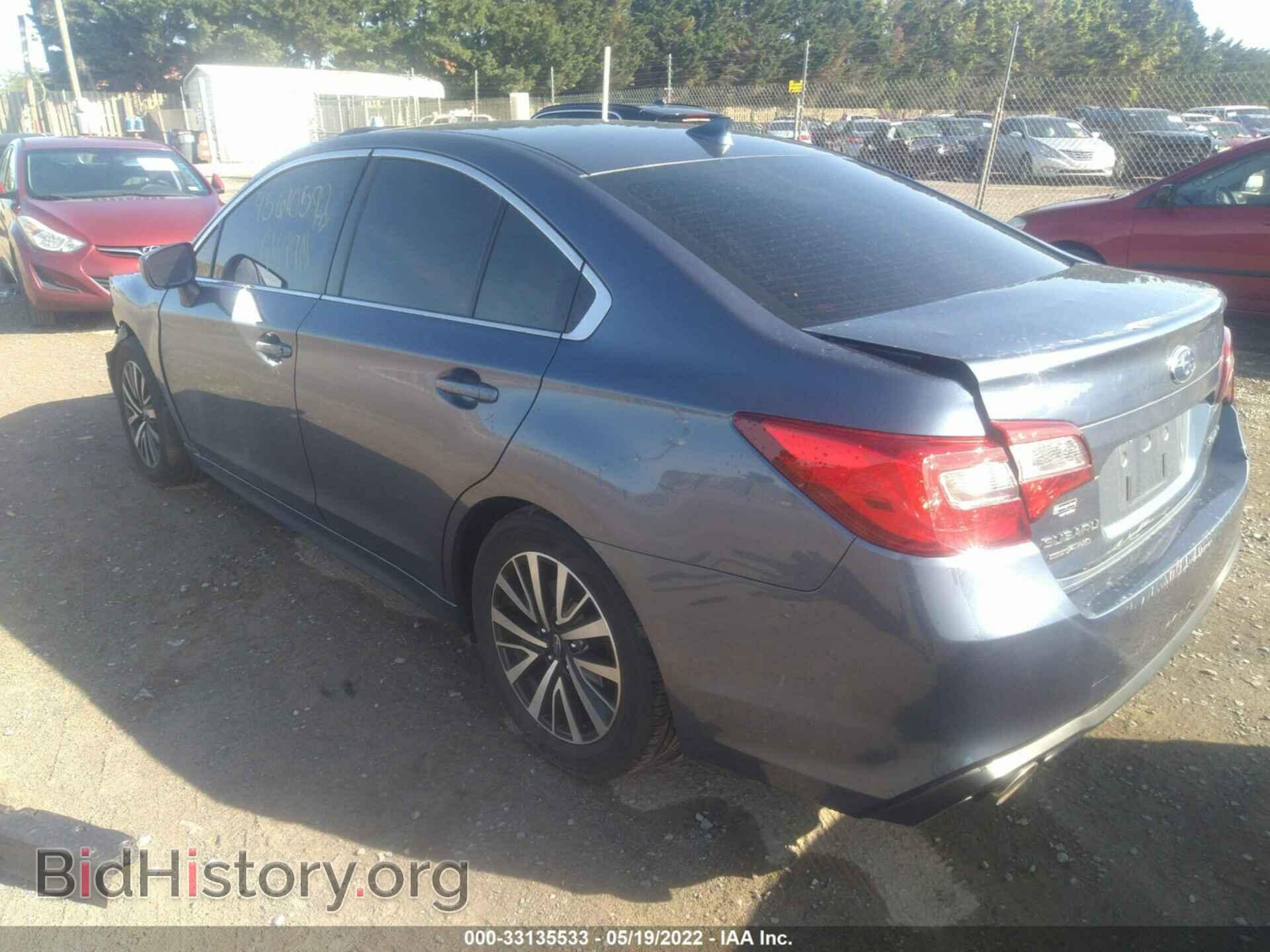 2018 SUBARU LEGACY - VIN: 4S3BNAC66J3040440 - Фото 3