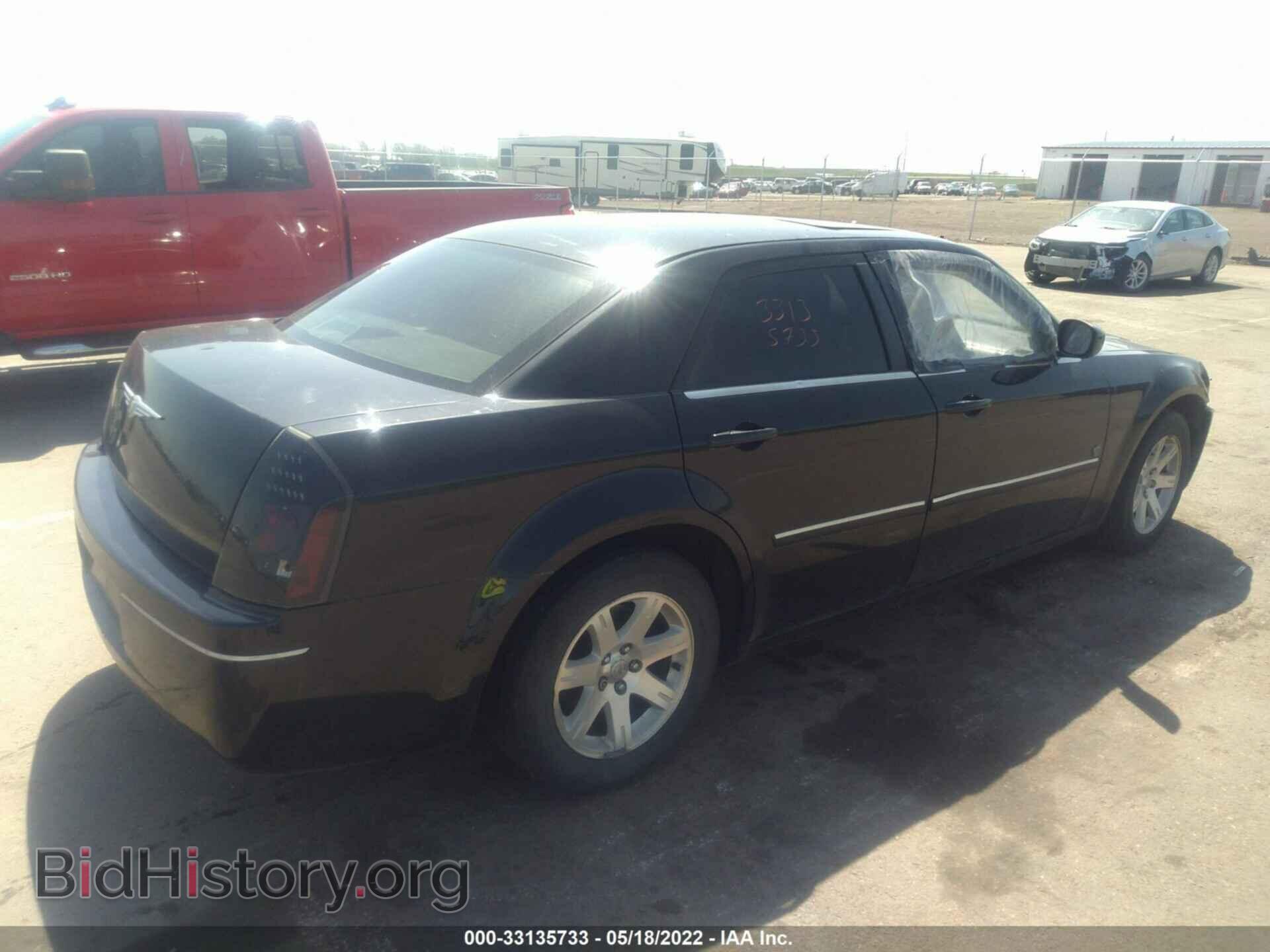 2007 CHRYSLER 300 - VIN: 2C3KA53G27H667710 - Фото 4