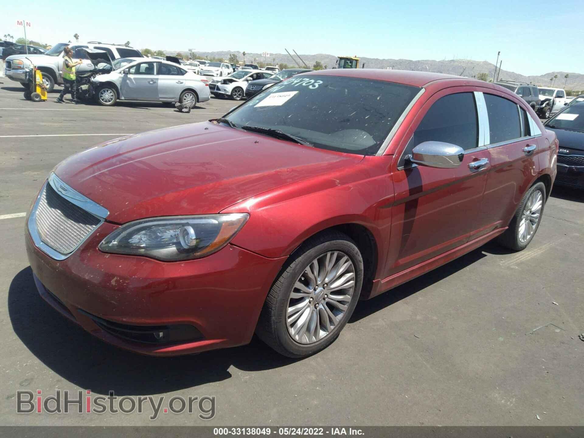 2012 CHRYSLER 200 - VIN: 1C3CCBBGXCN304703 - Фото 2