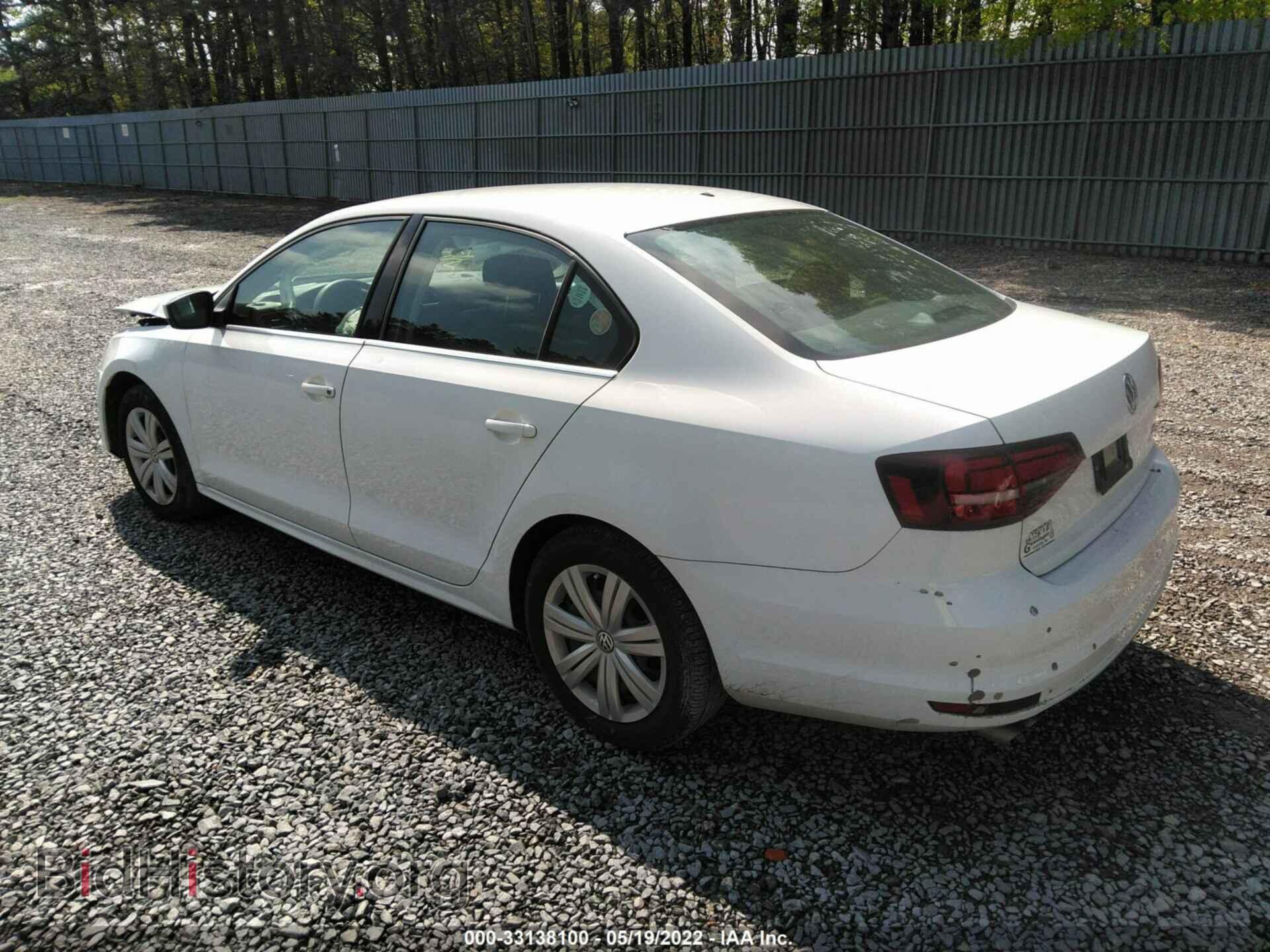 2017 VOLKSWAGEN JETTA - VIN: 3VW2B7AJ0HM321920 - Фото 3