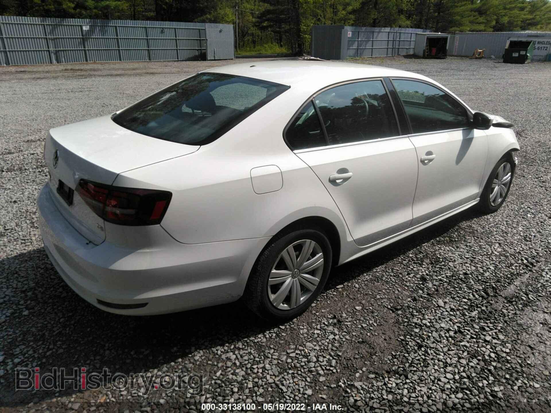 2017 VOLKSWAGEN JETTA - VIN: 3VW2B7AJ0HM321920 - Фото 4