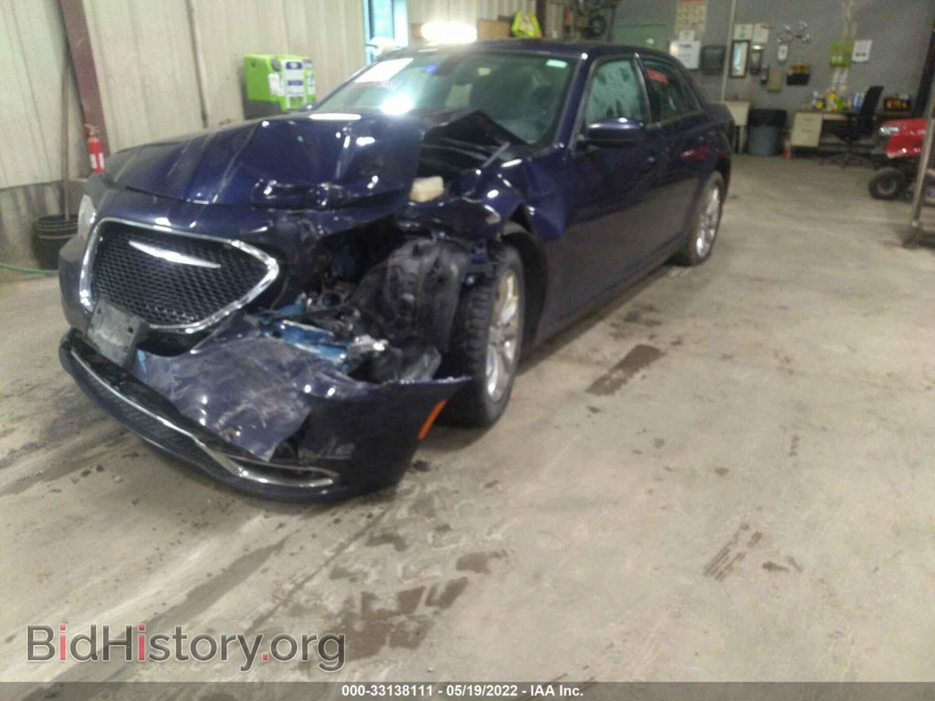 2017 CHRYSLER 300 - VIN: 2C3CCARG8HH527113 - Фото 2