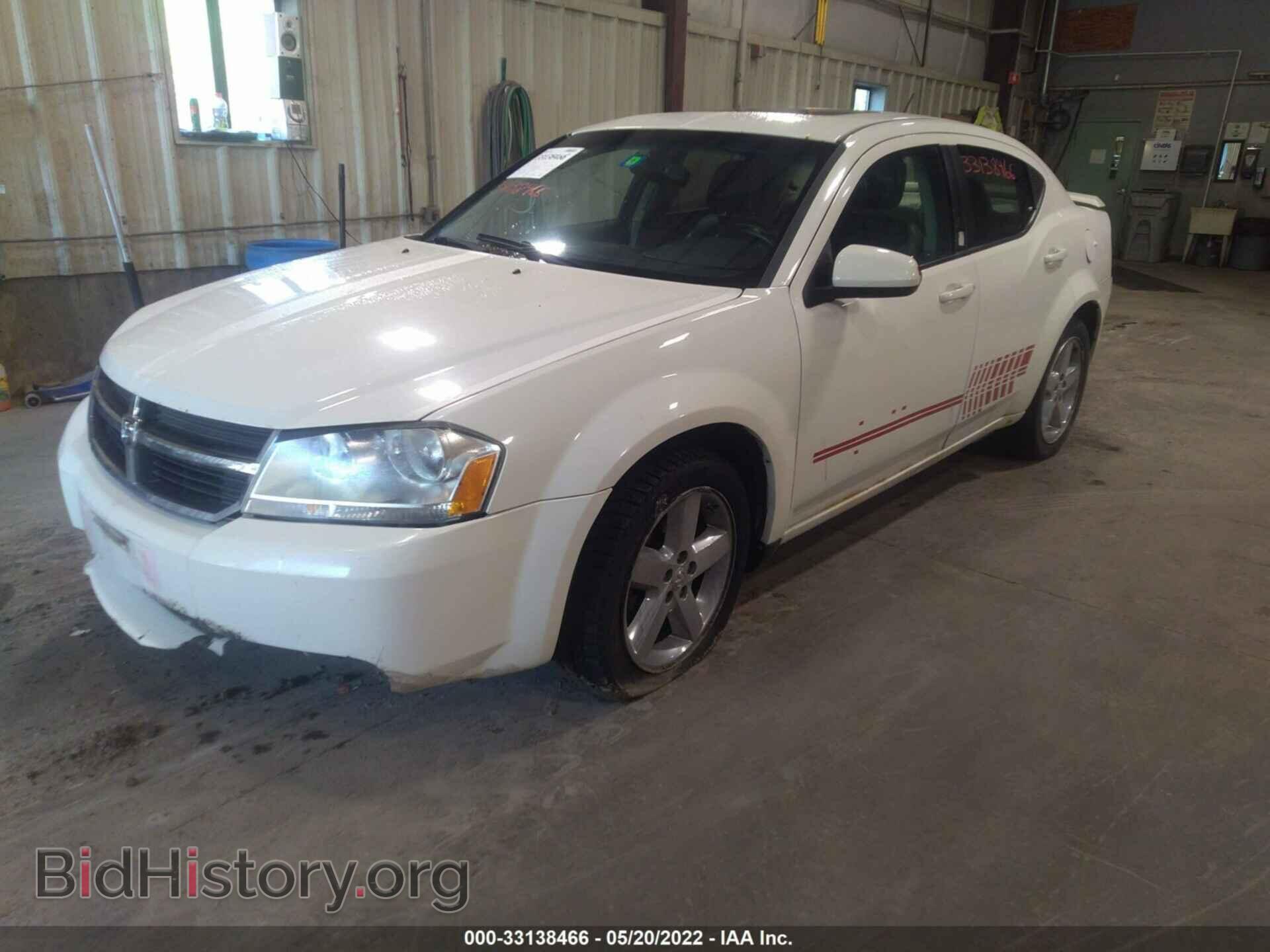 2010 DODGE AVENGER - VIN: 1B3CC5FV6AN175962 - Photo 2